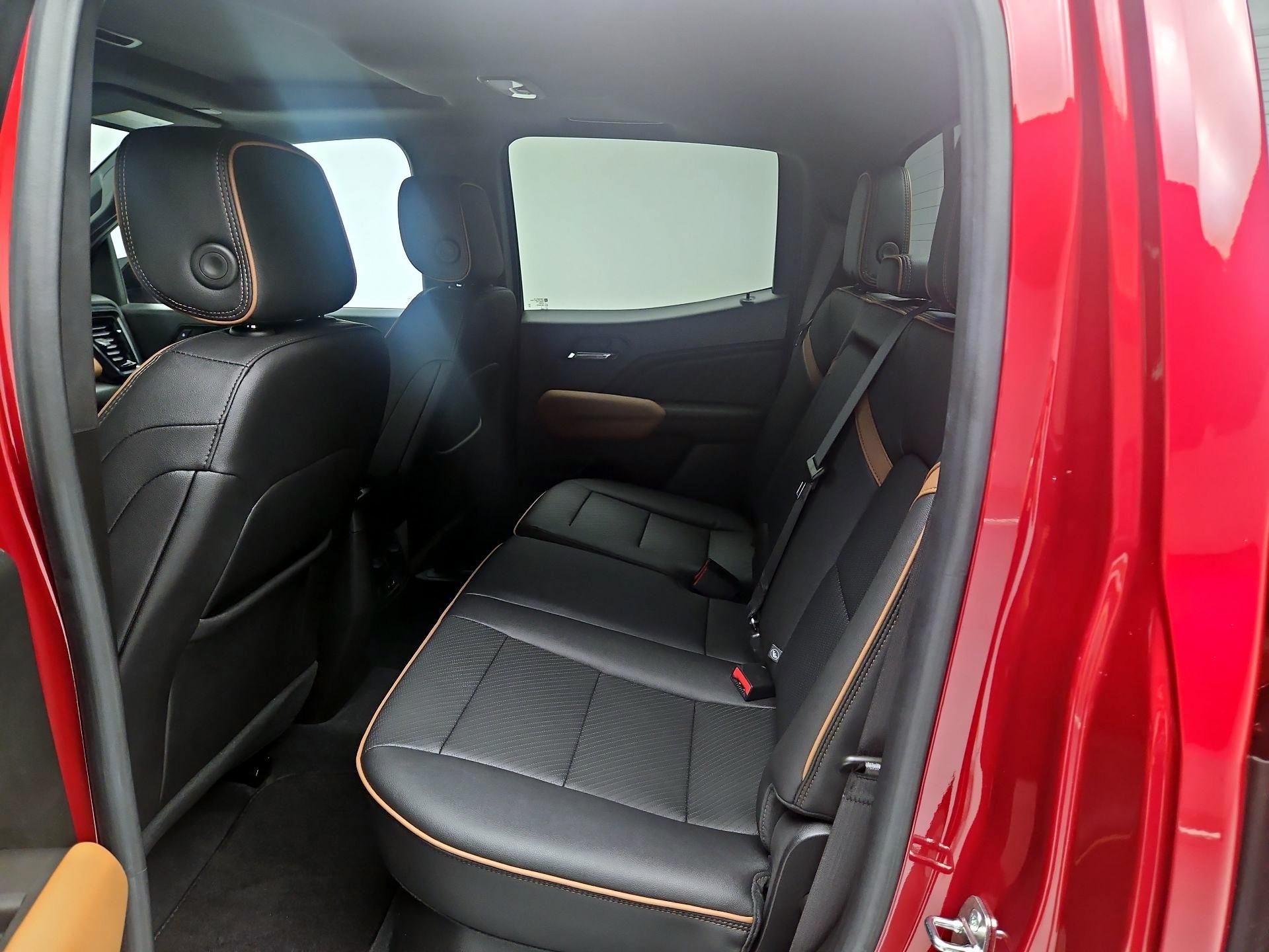 Thumbnail: 2023 GMC Canyon - 20