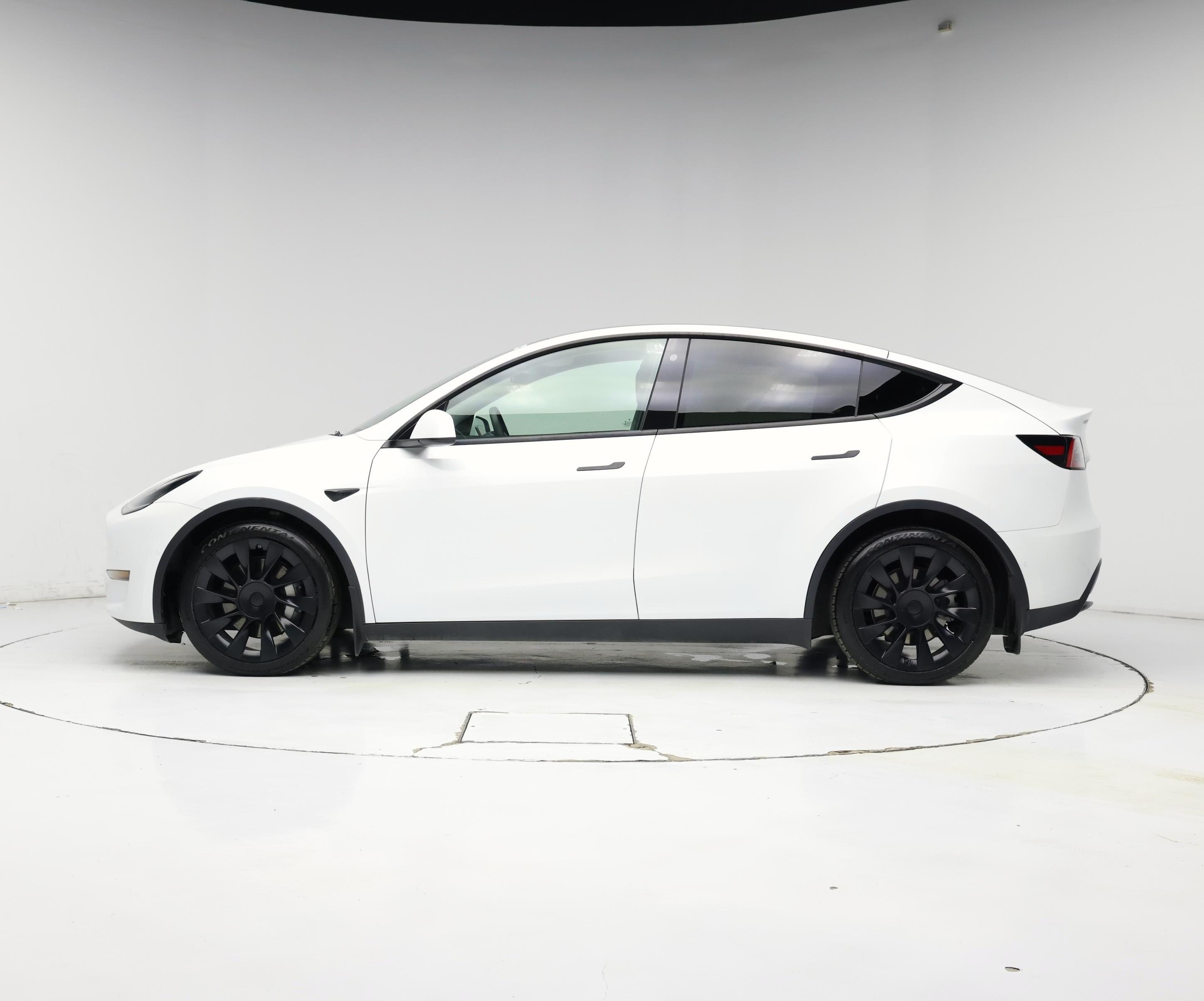 Thumbnail: 2021 Tesla Model Y - 3