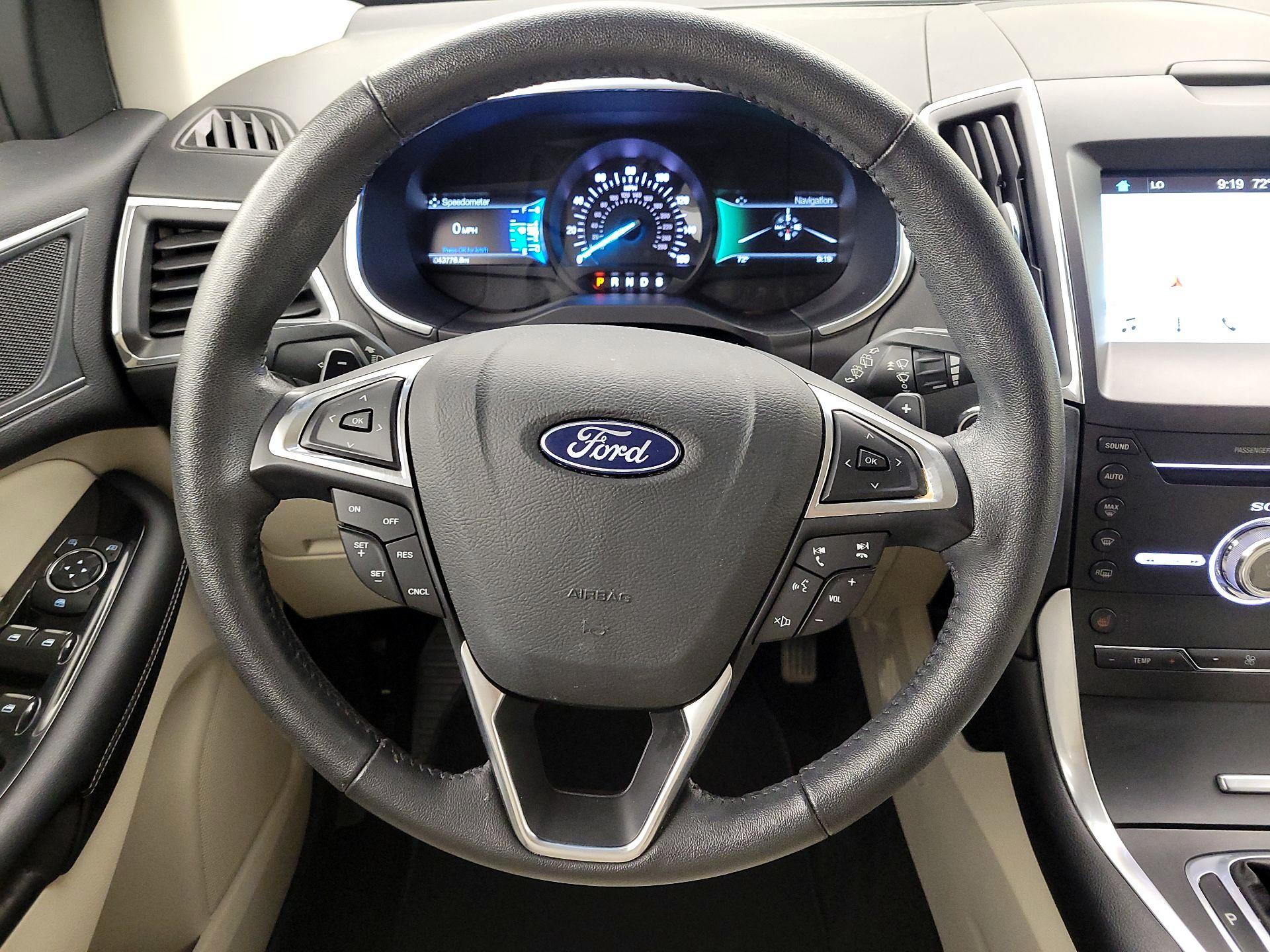 Thumbnail: 2018 Ford Edge - 10