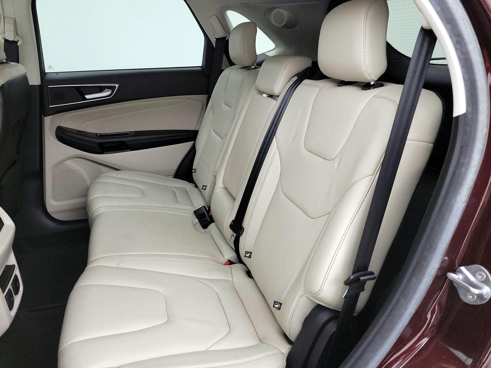 Thumbnail: 2018 Ford Edge - 20