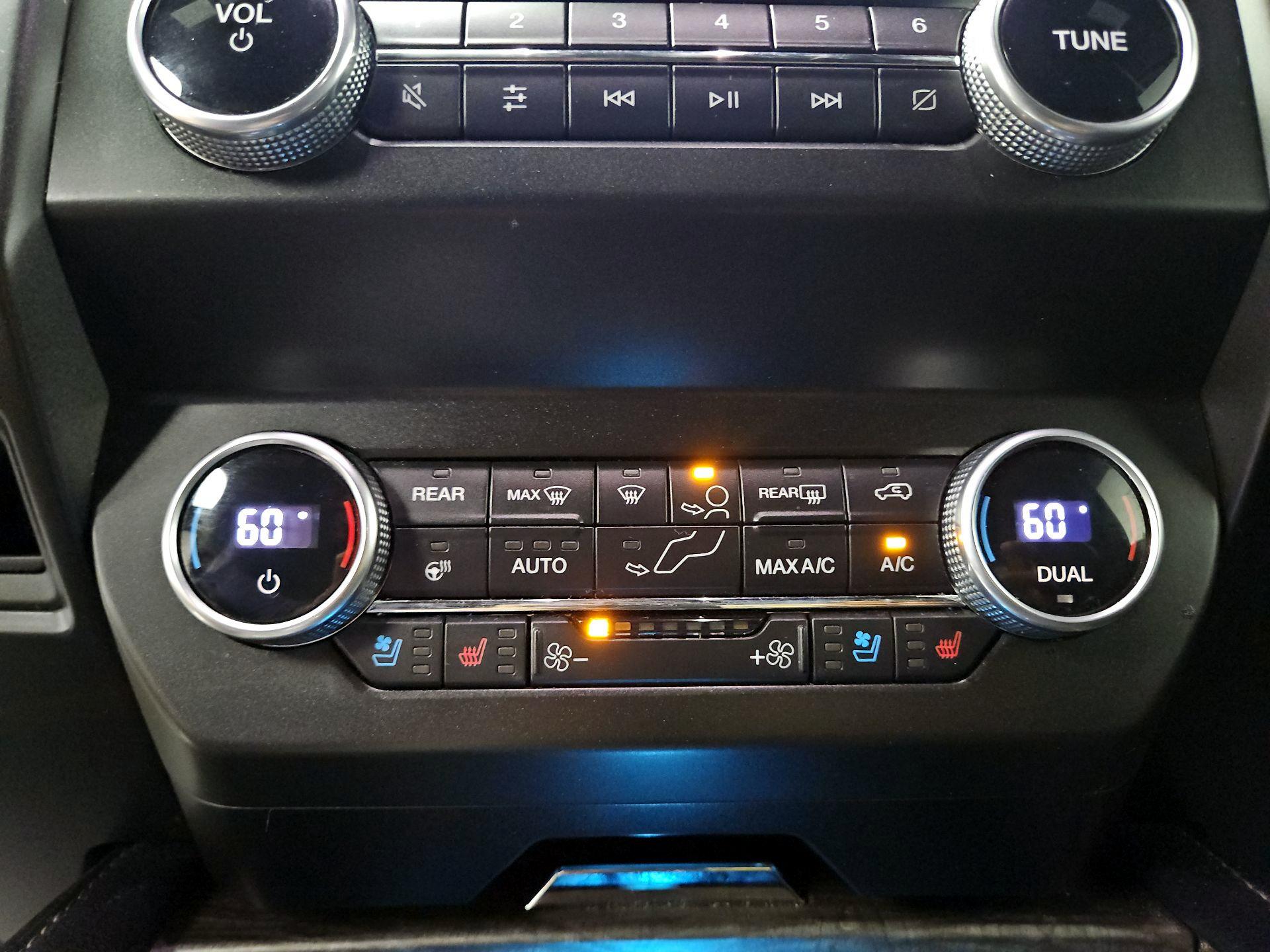 Thumbnail: 2021 Ford Expedition - 17