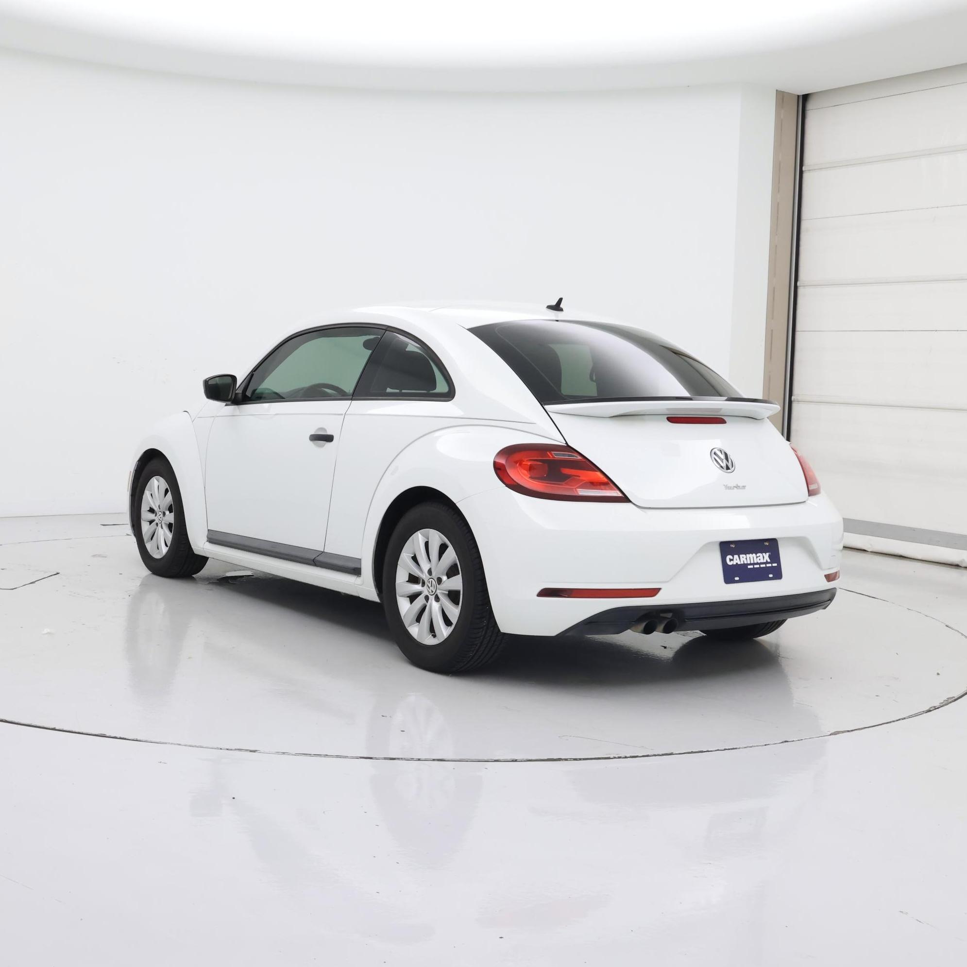 Thumbnail: 2018 Volkswagen Beetle - 2