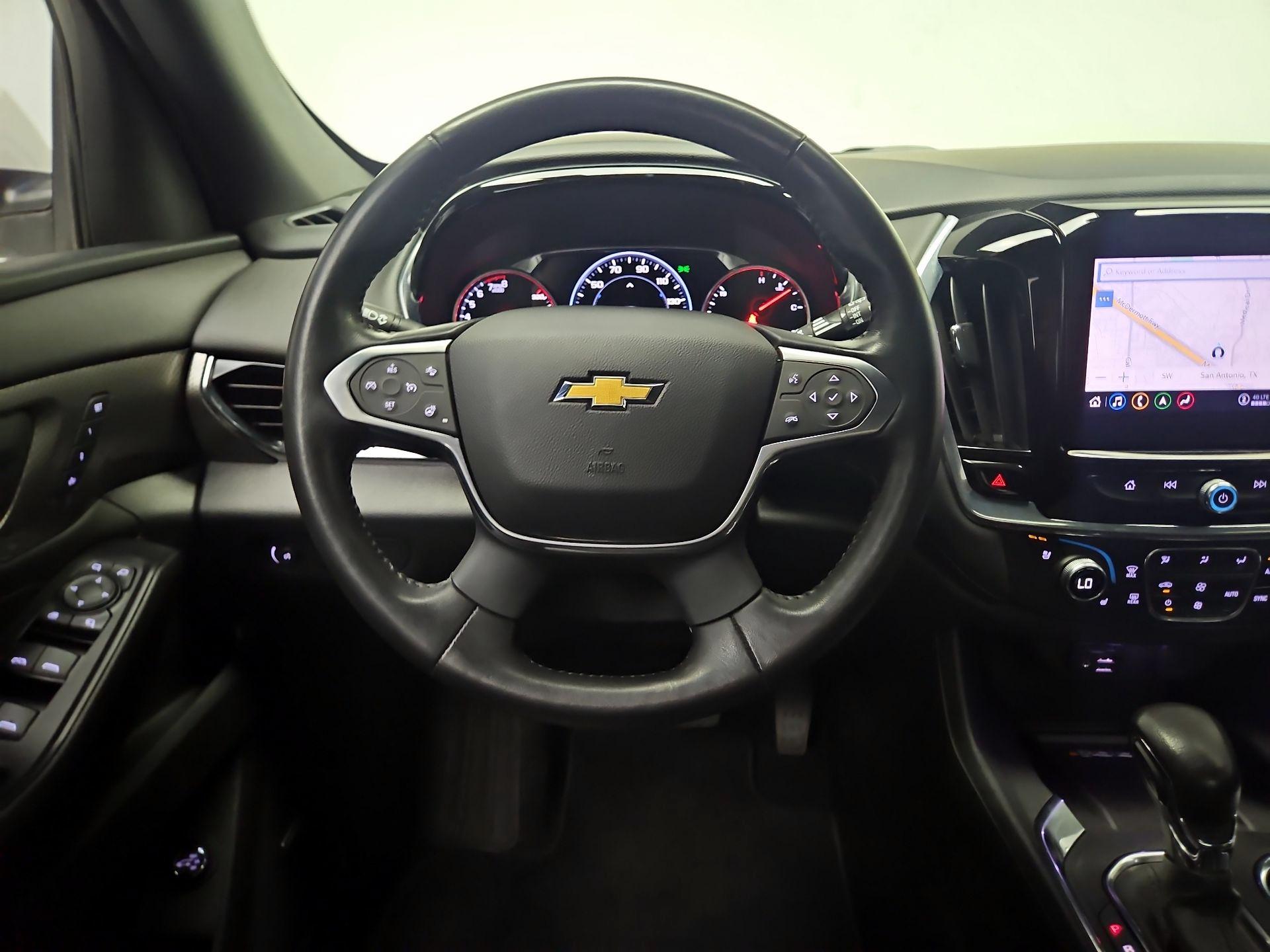 Thumbnail: 2022 Chevrolet Traverse - 10