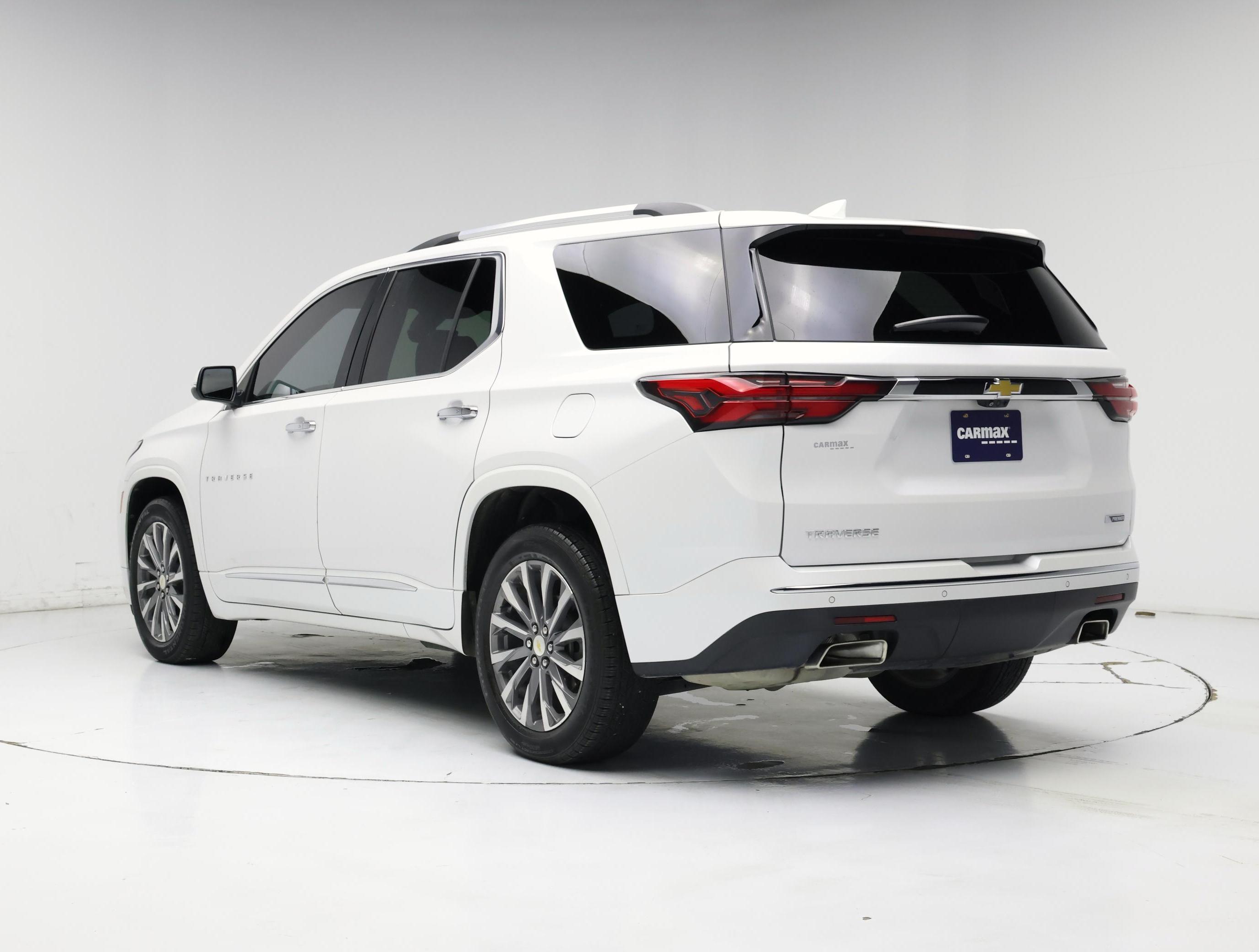 Thumbnail: 2022 Chevrolet Traverse - 2