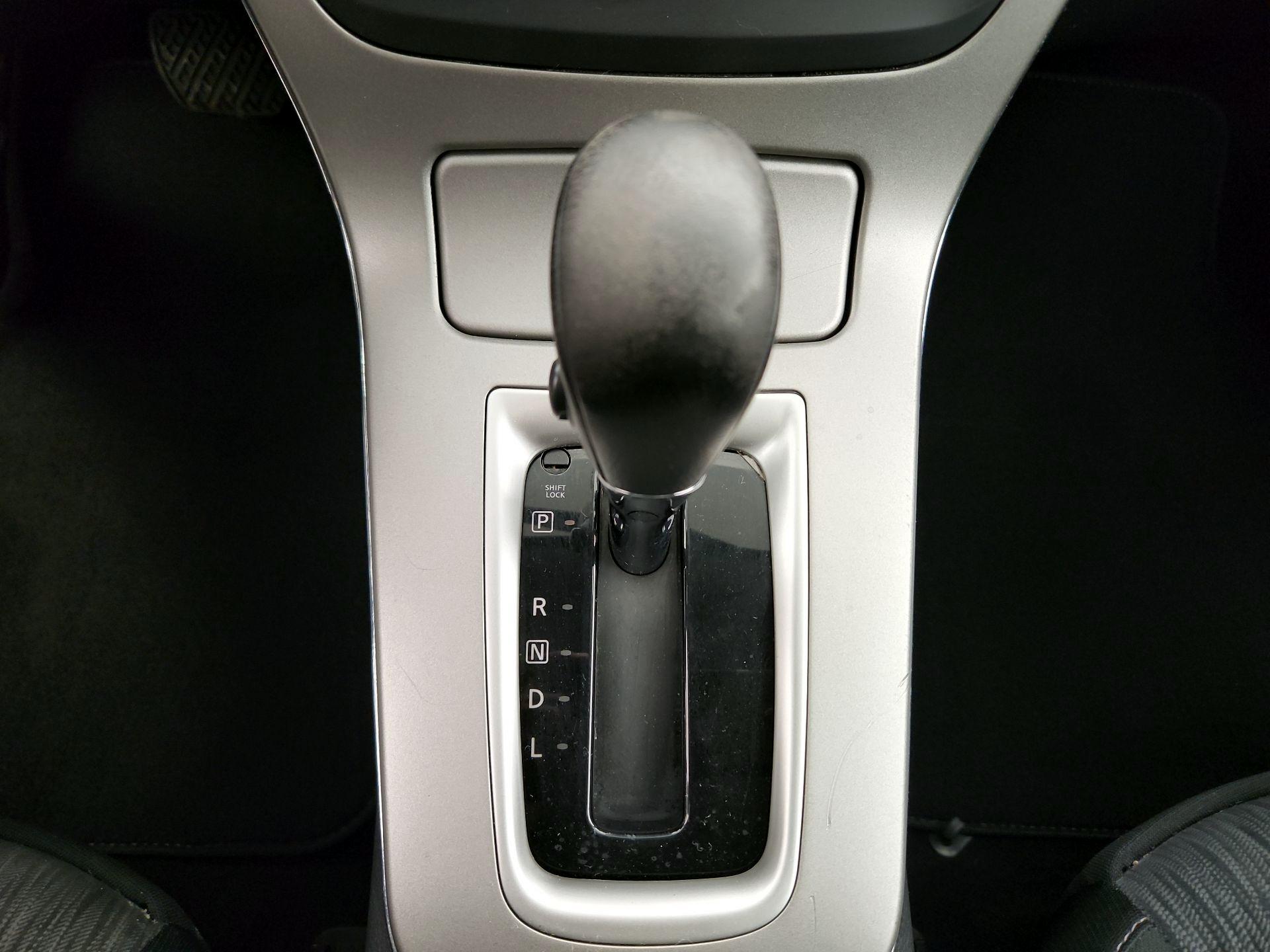 Thumbnail: 2015 Nissan Sentra - 17