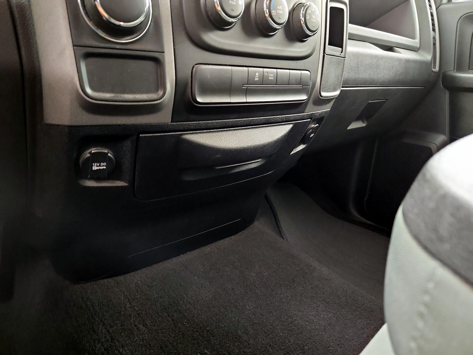 Thumbnail: 2018 RAM 1500 - 17