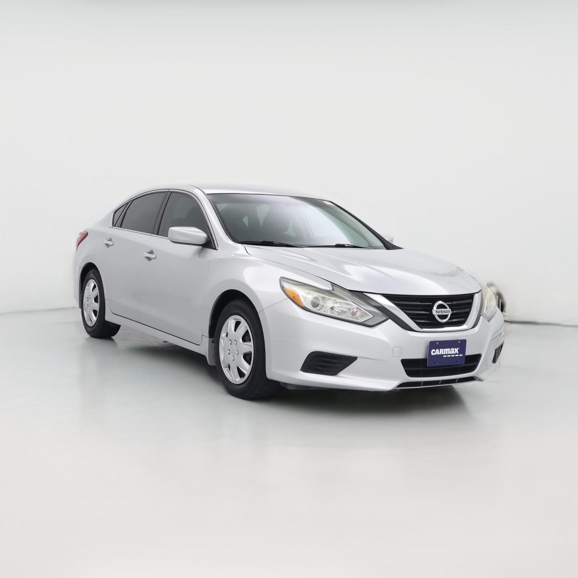 Thumbnail: 2018 Nissan Altima - 1