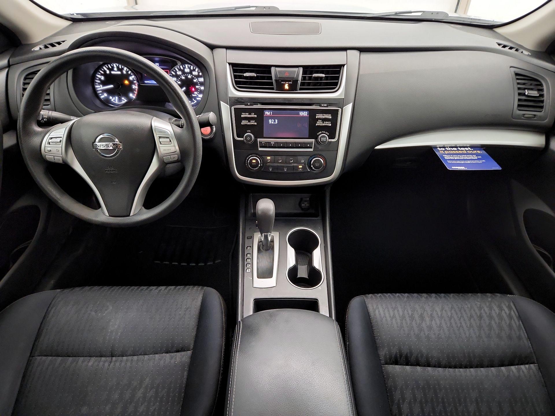 Thumbnail: 2018 Nissan Altima - 9