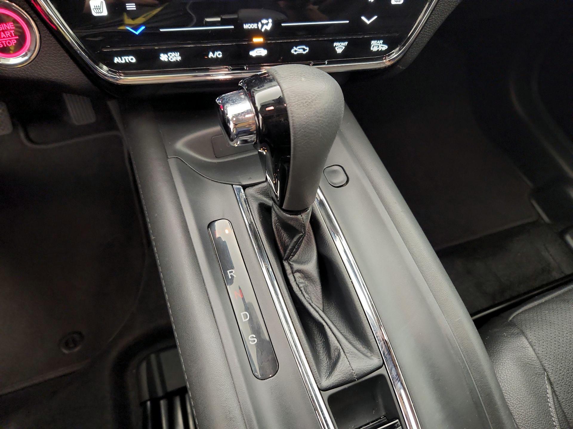 Thumbnail: 2022 Honda HR-V - 17