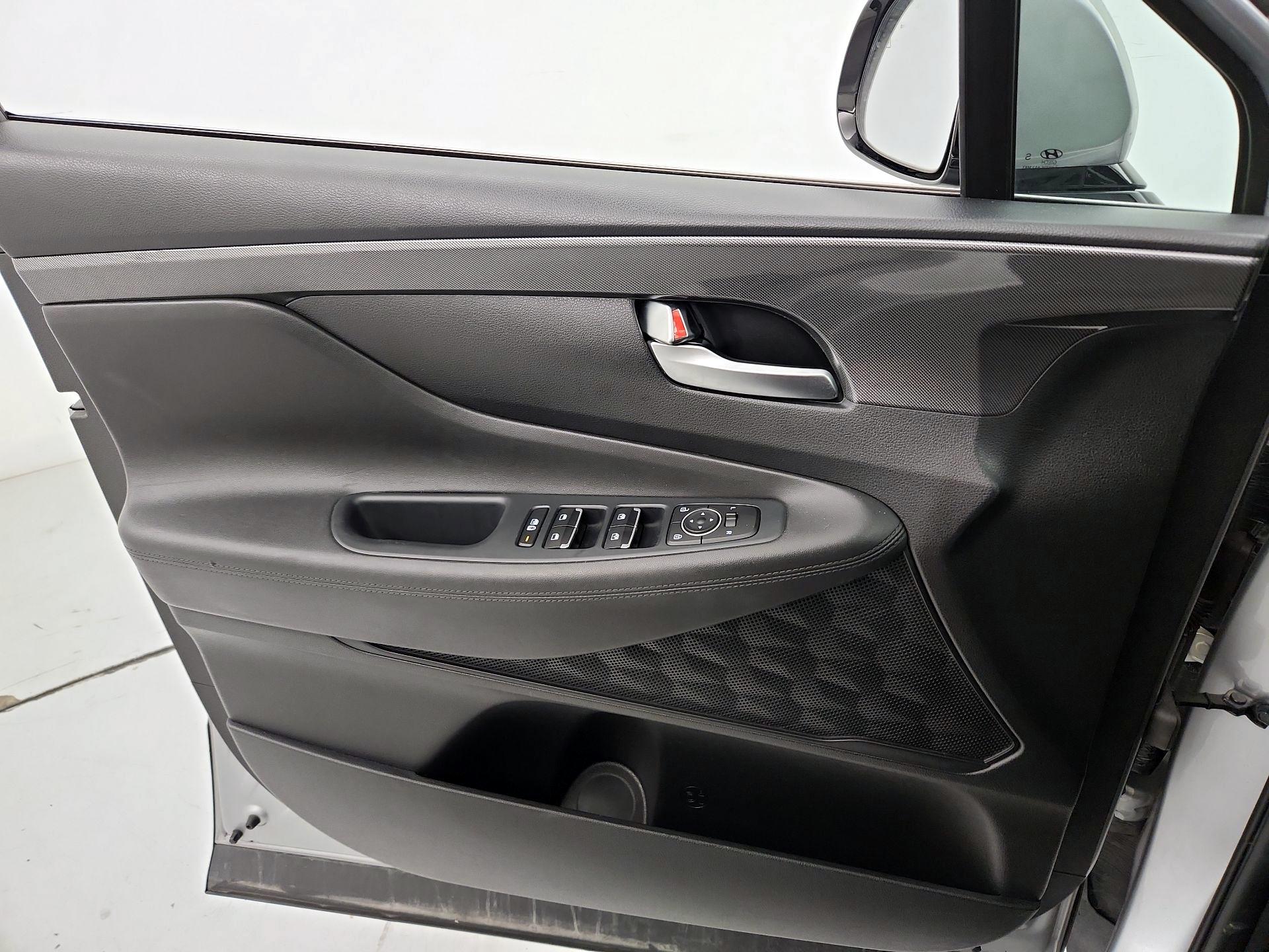 Thumbnail: 2022 Hyundai Santa Fe - 12