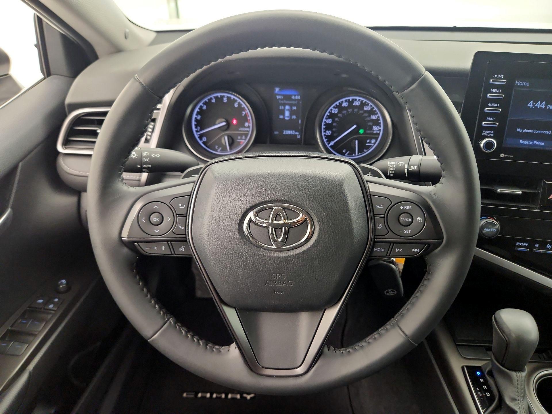 Thumbnail: 2023 Toyota Camry - 10