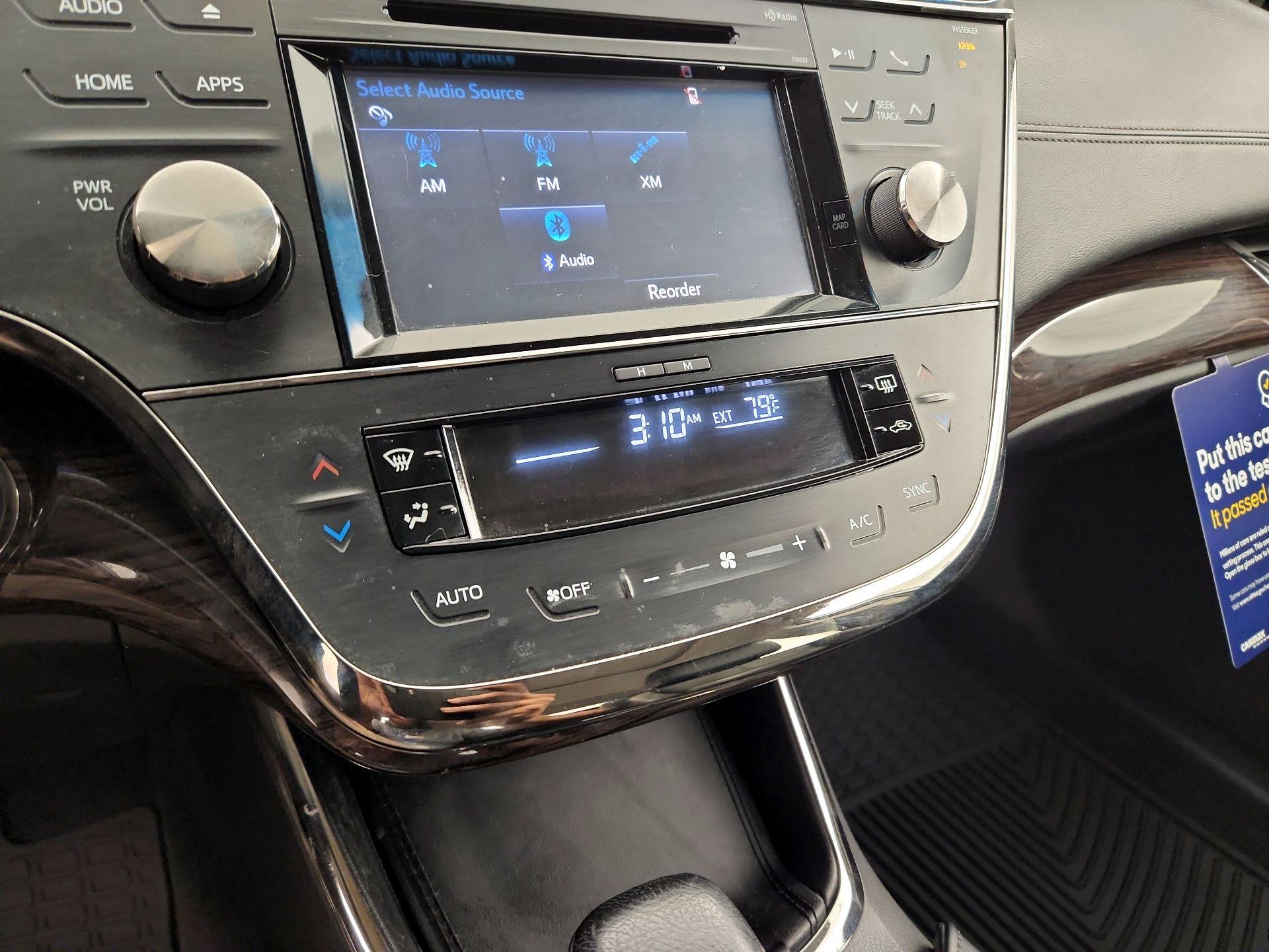 Thumbnail: 2015 Toyota Avalon - 16