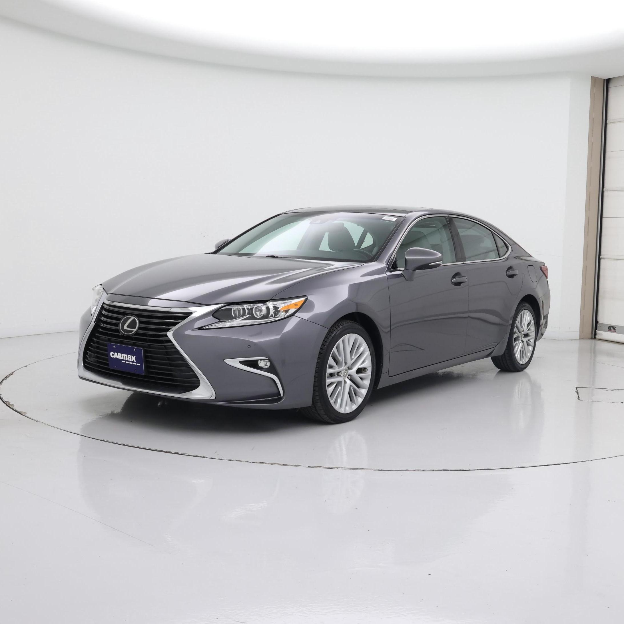 Thumbnail: 2016 Lexus ES - 4