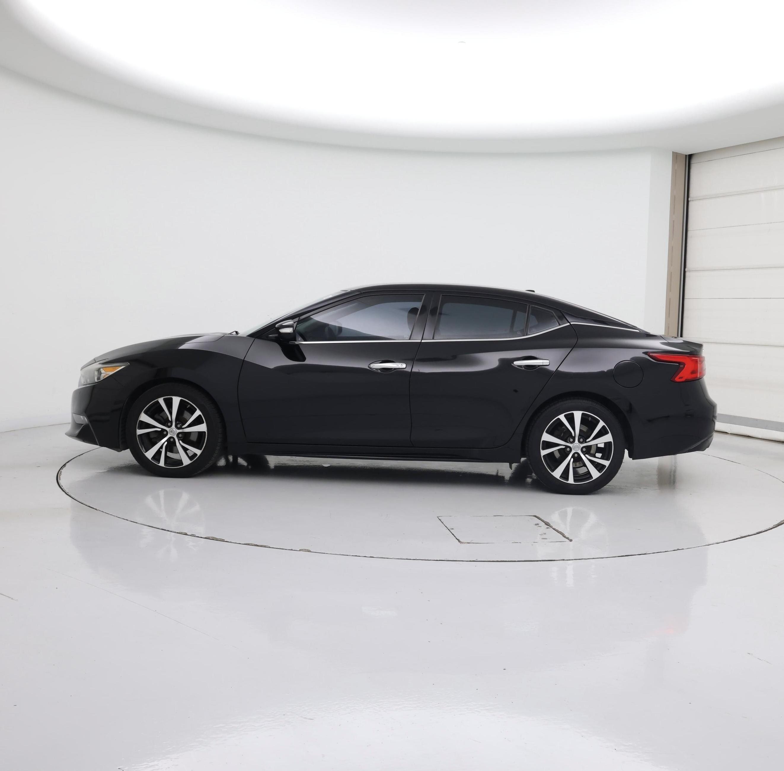 Thumbnail: 2018 Nissan Maxima - 3