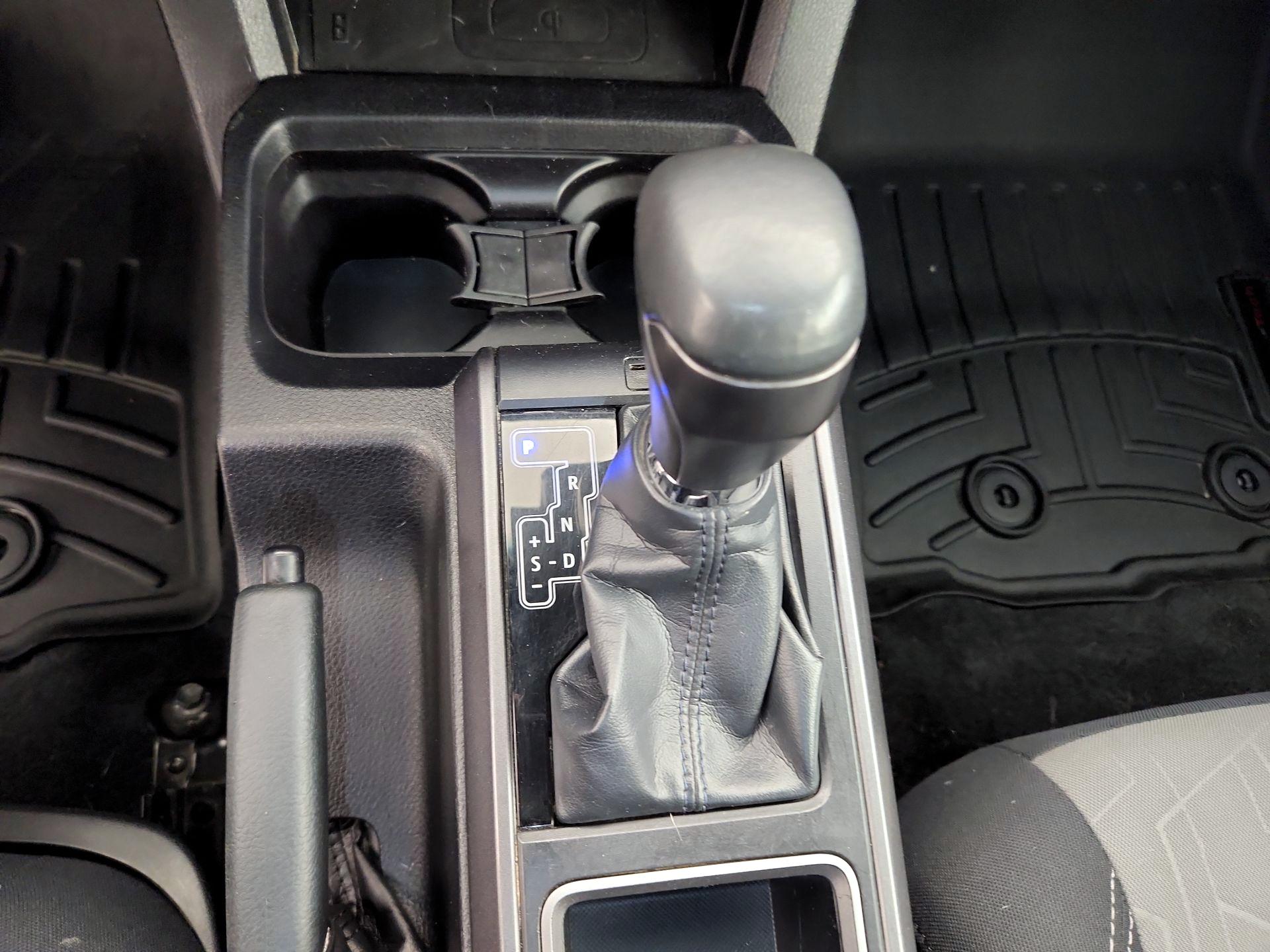 Thumbnail: 2021 Toyota Tacoma - 17
