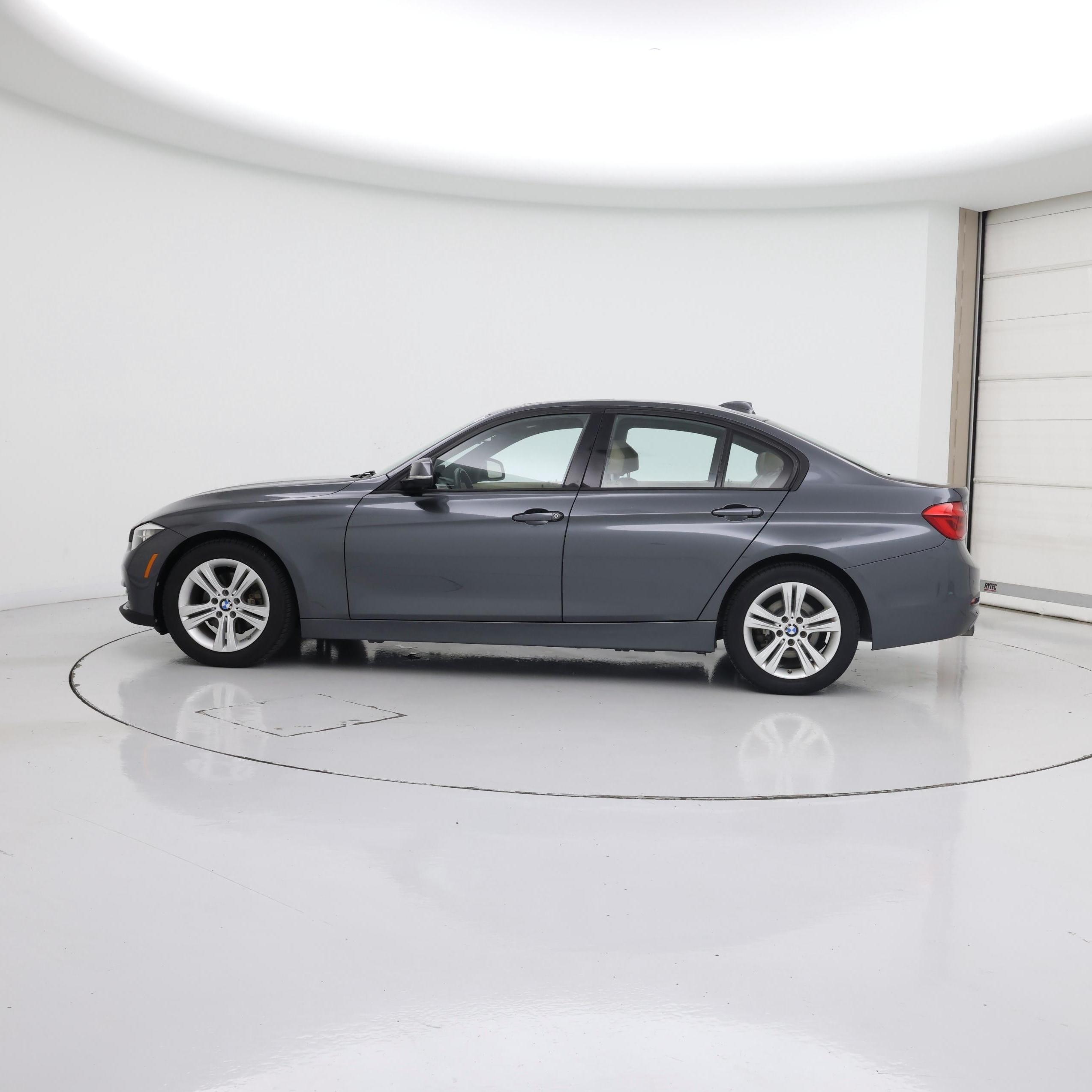 Thumbnail: 2016 BMW 3 Series - 3