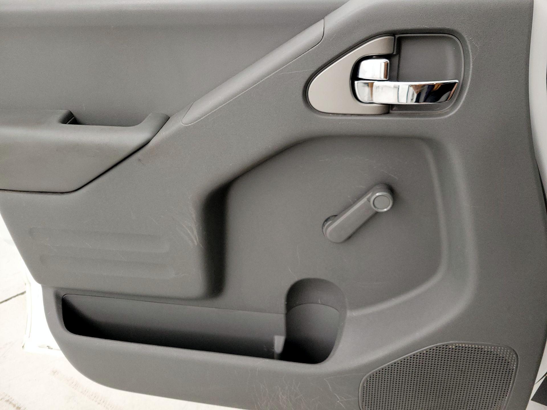 Thumbnail: 2017 Nissan Frontier - 12