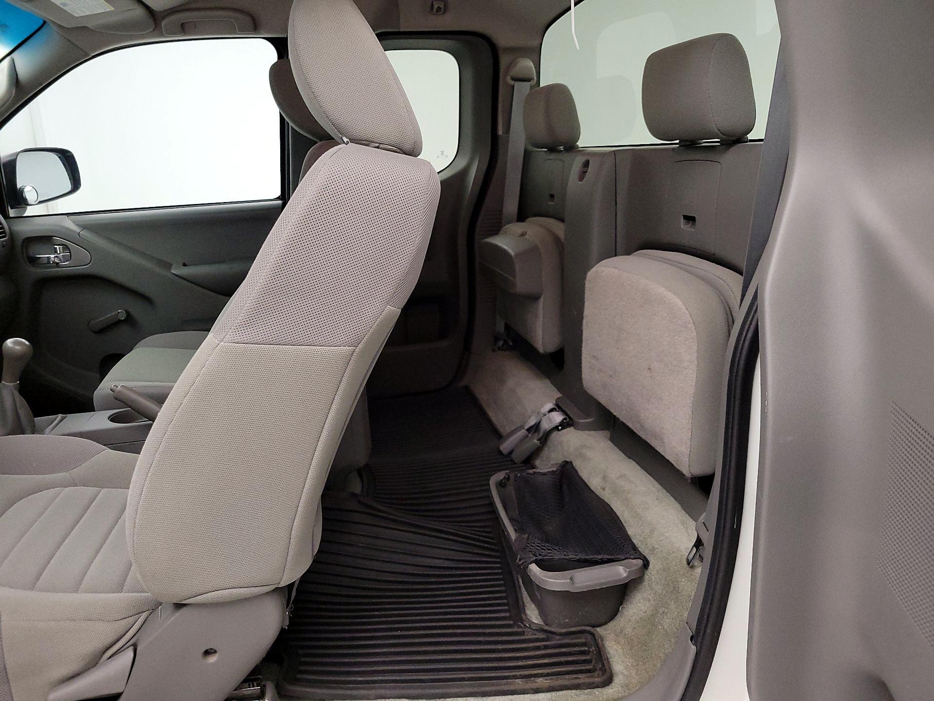 Thumbnail: 2017 Nissan Frontier - 18