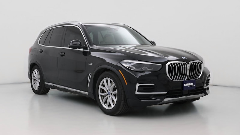 2022 BMW X5 xDrive45e Hero Image