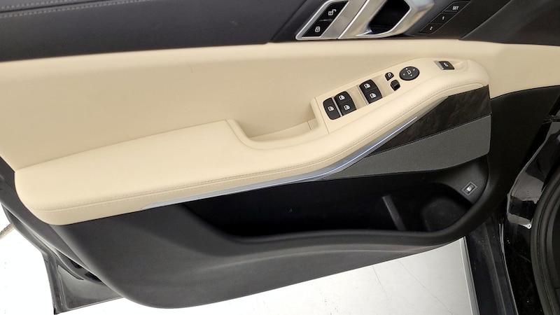2022 BMW X5 xDrive45e 12