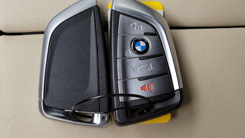 2022 BMW X5 xDrive45e 25