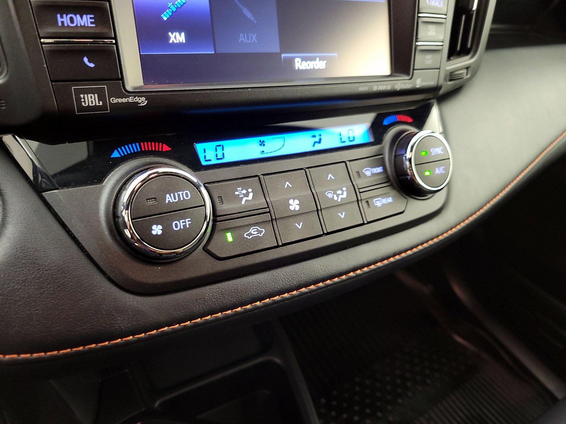 Thumbnail: 2017 Toyota RAV4 - 17