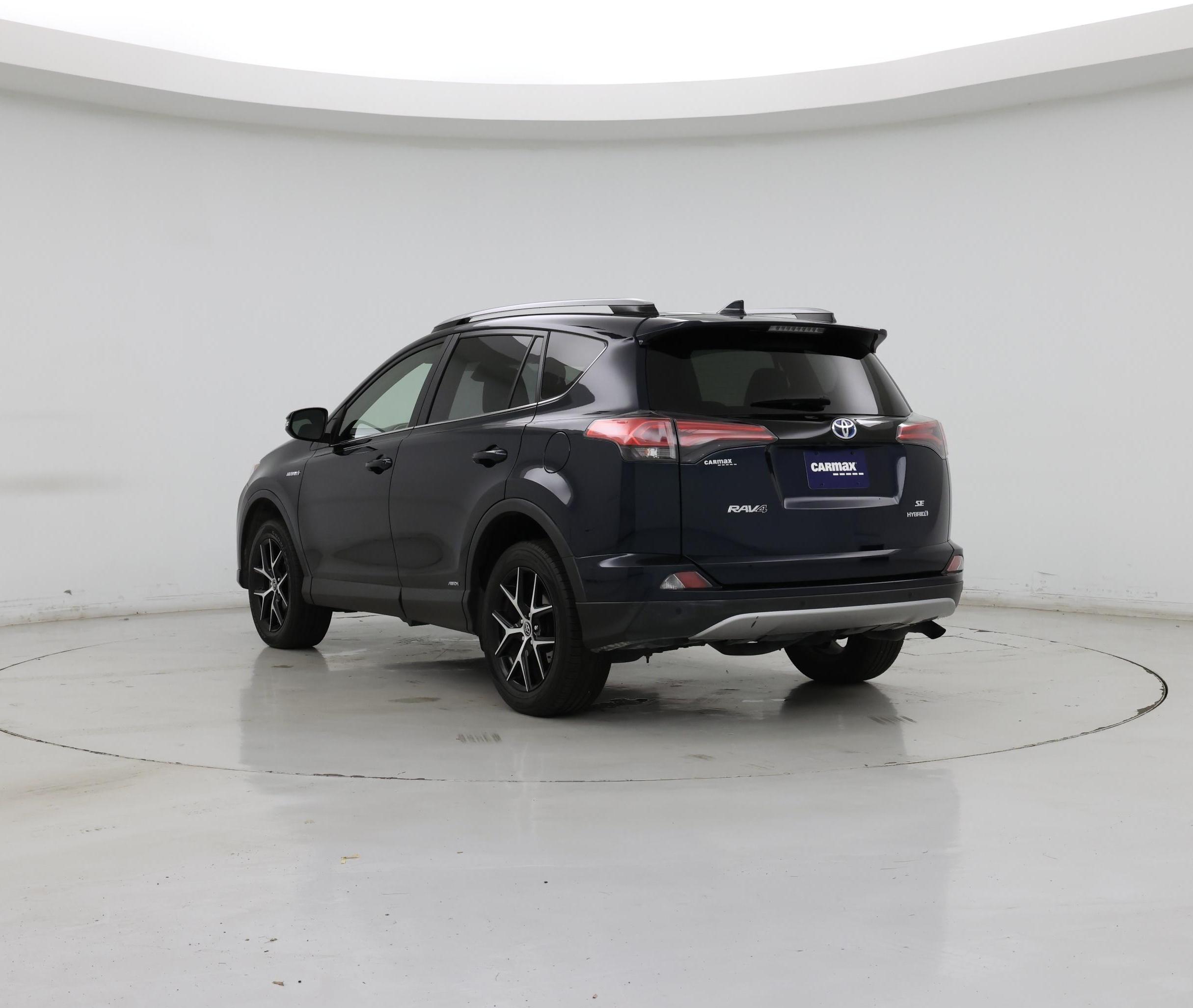Thumbnail: 2017 Toyota RAV4 - 2