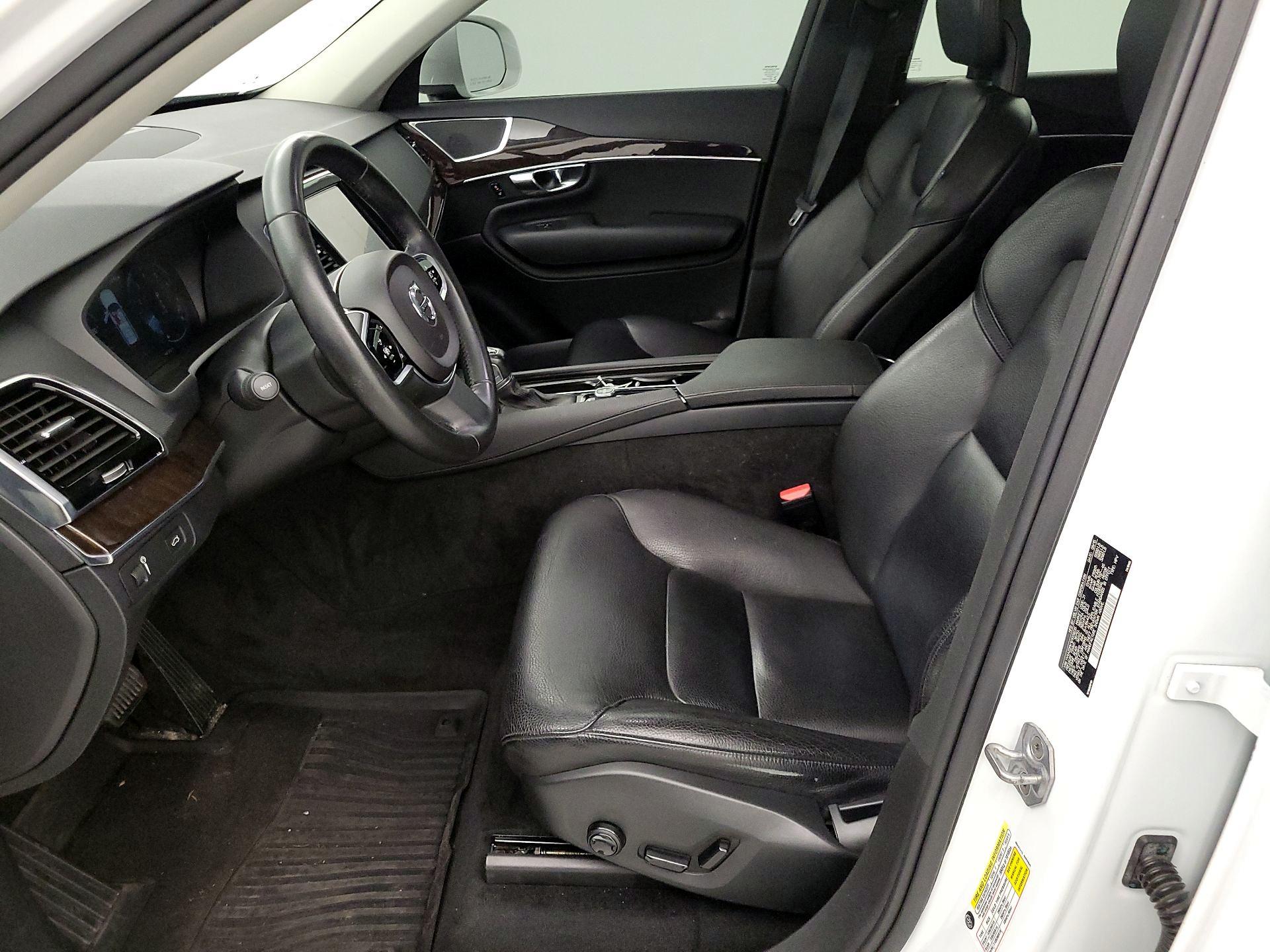 Thumbnail: 2016 Volvo XC90 - 11
