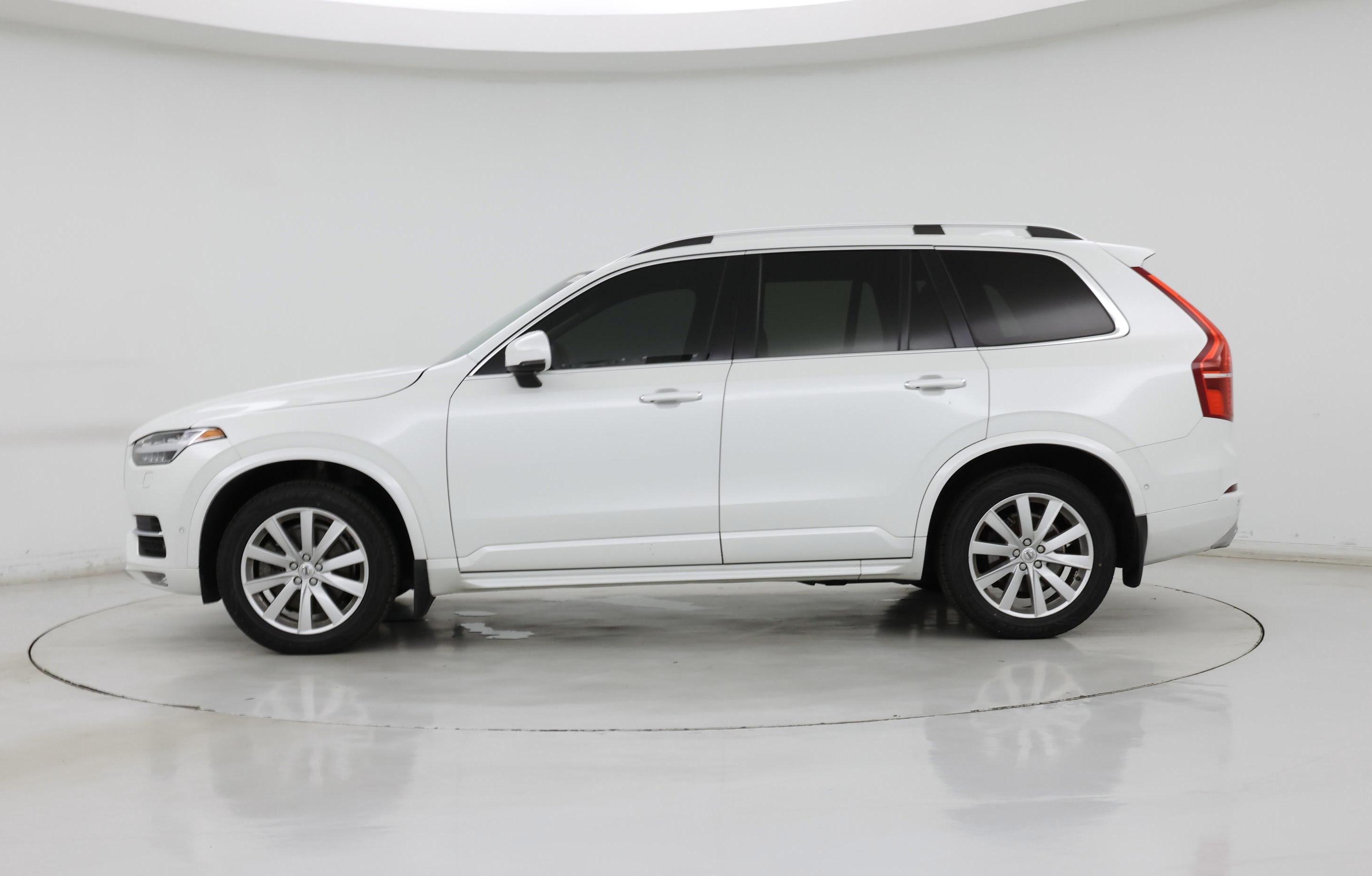 Thumbnail: 2016 Volvo XC90 - 3
