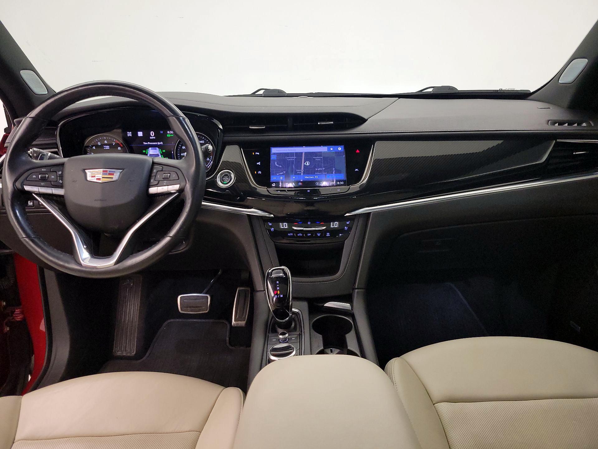 Thumbnail: 2021 Cadillac XT6 - 9