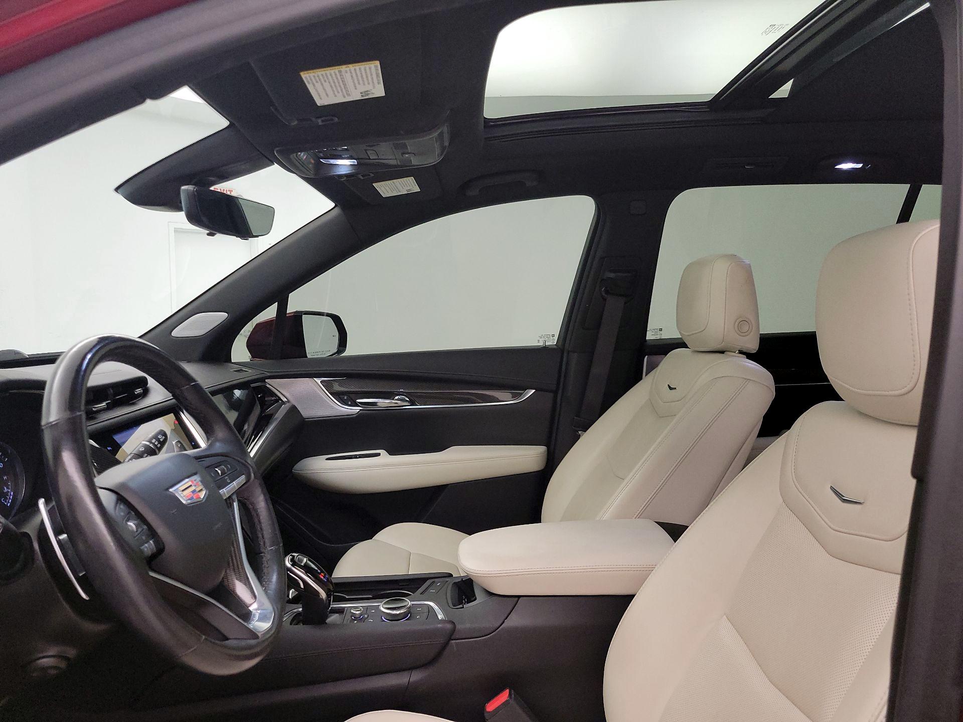 Thumbnail: 2021 Cadillac XT6 - 20
