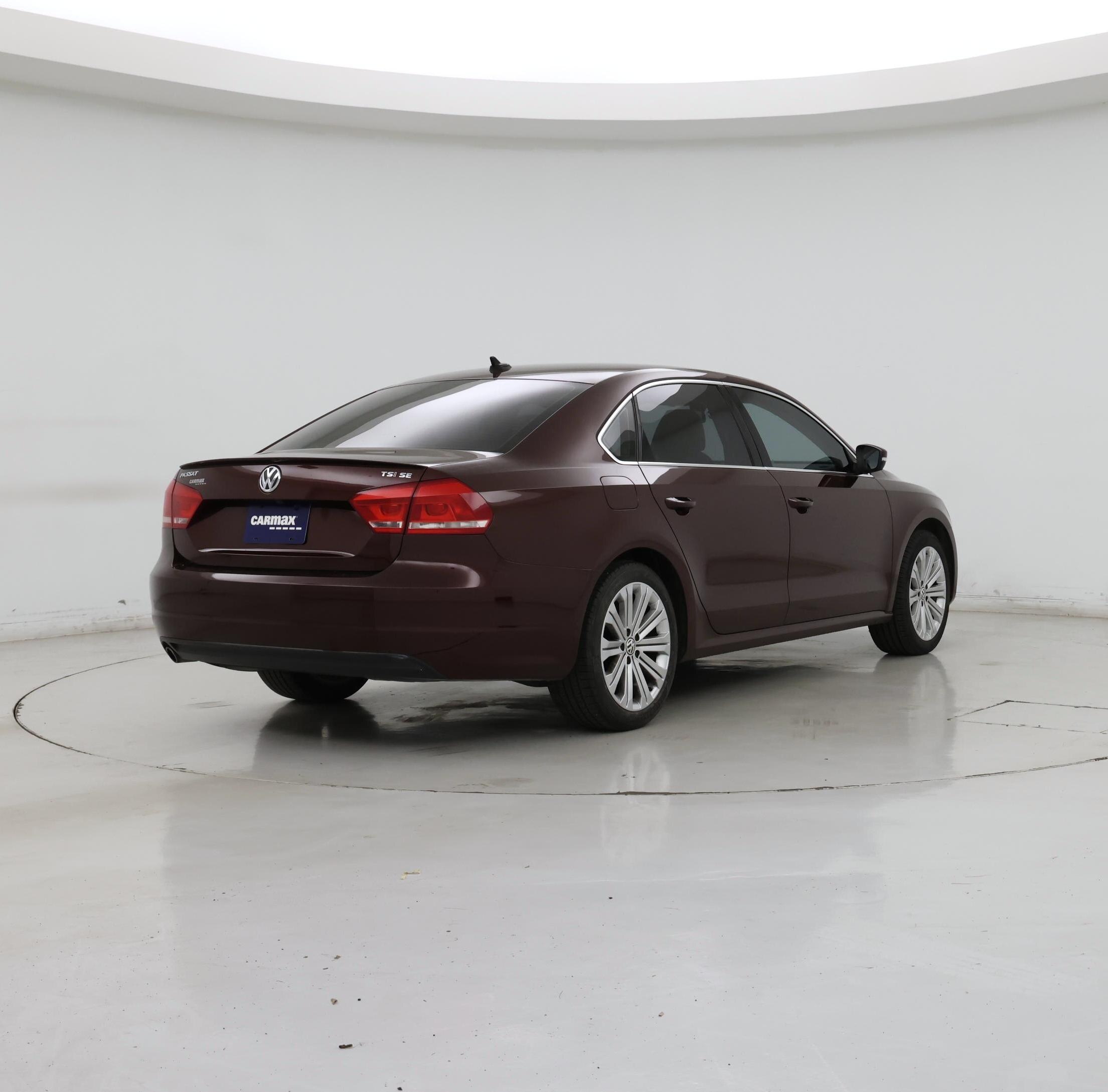 Thumbnail: 2014 Volkswagen Passat - 8