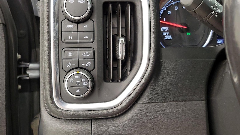 2021 Chevrolet Silverado 1500 RST 13