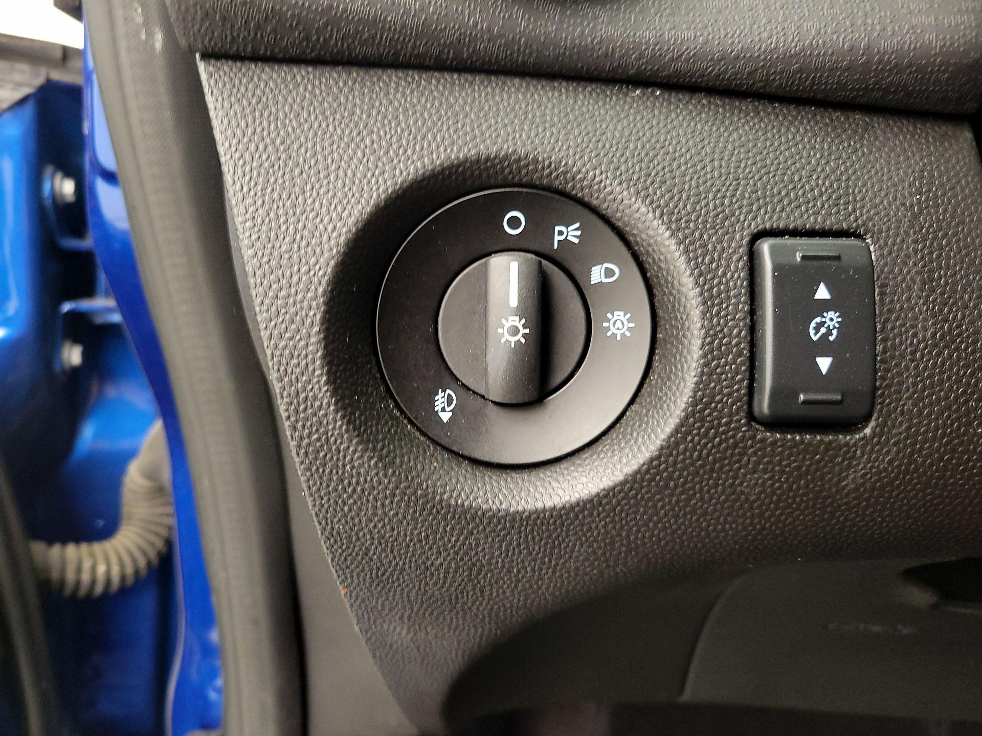 Thumbnail: 2019 Ford Fiesta - 13