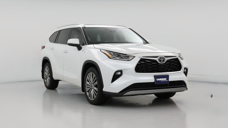 2022 Toyota Highlander Platinum Hero Image