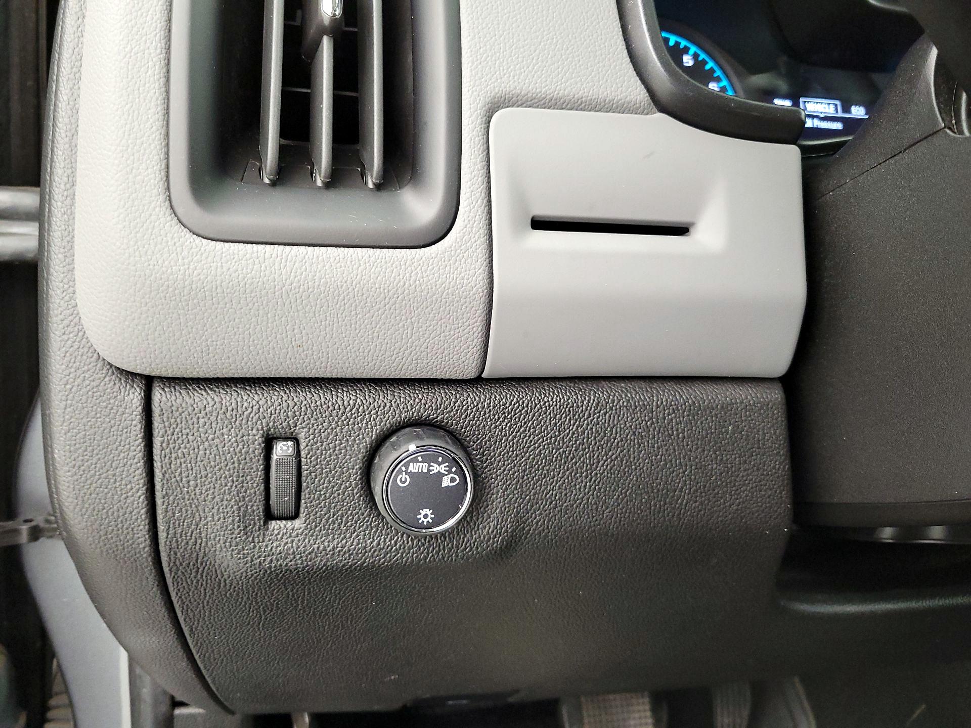 Thumbnail: 2021 Chevrolet Colorado - 13