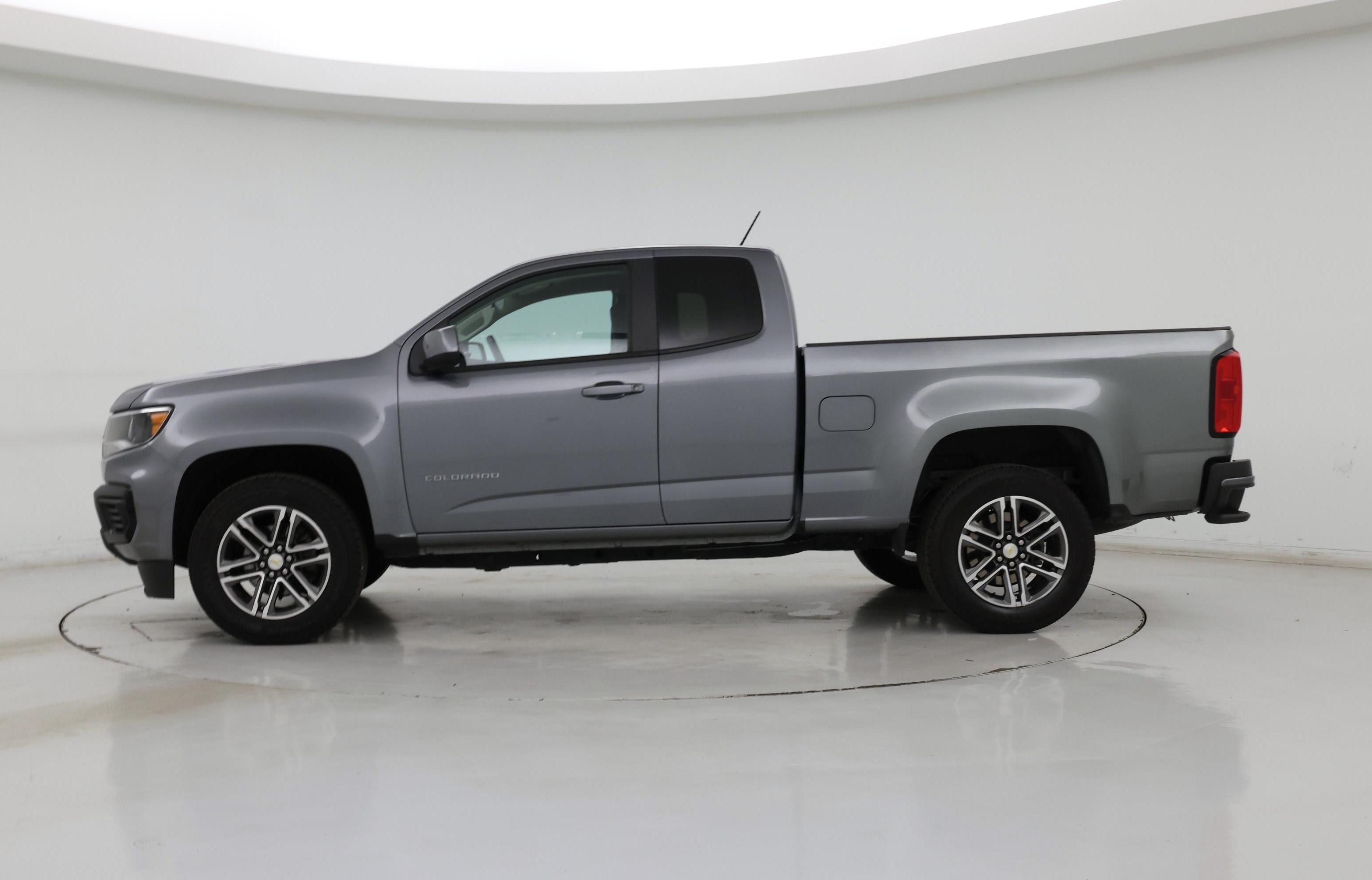 Thumbnail: 2021 Chevrolet Colorado - 3