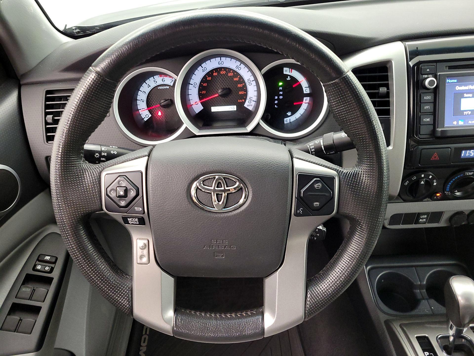 Thumbnail: 2014 Toyota Tacoma - 10