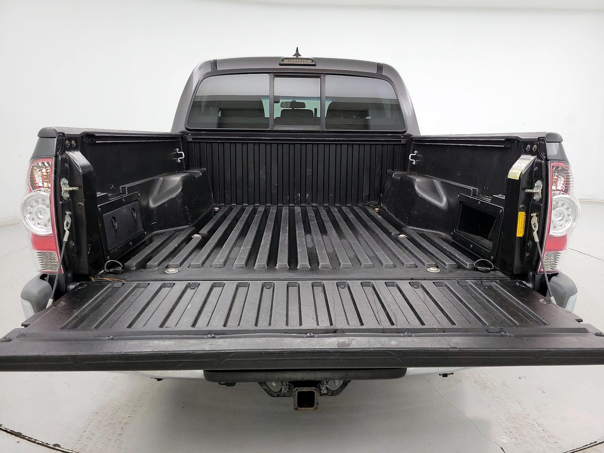 Thumbnail: 2014 Toyota Tacoma - 20