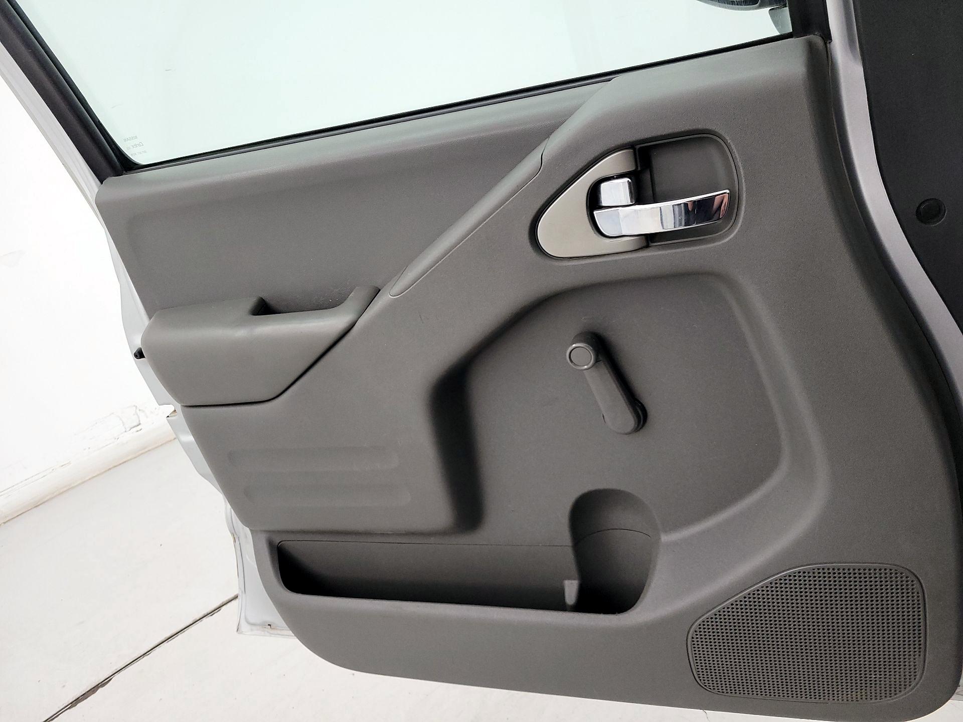 Thumbnail: 2019 Nissan Frontier - 12