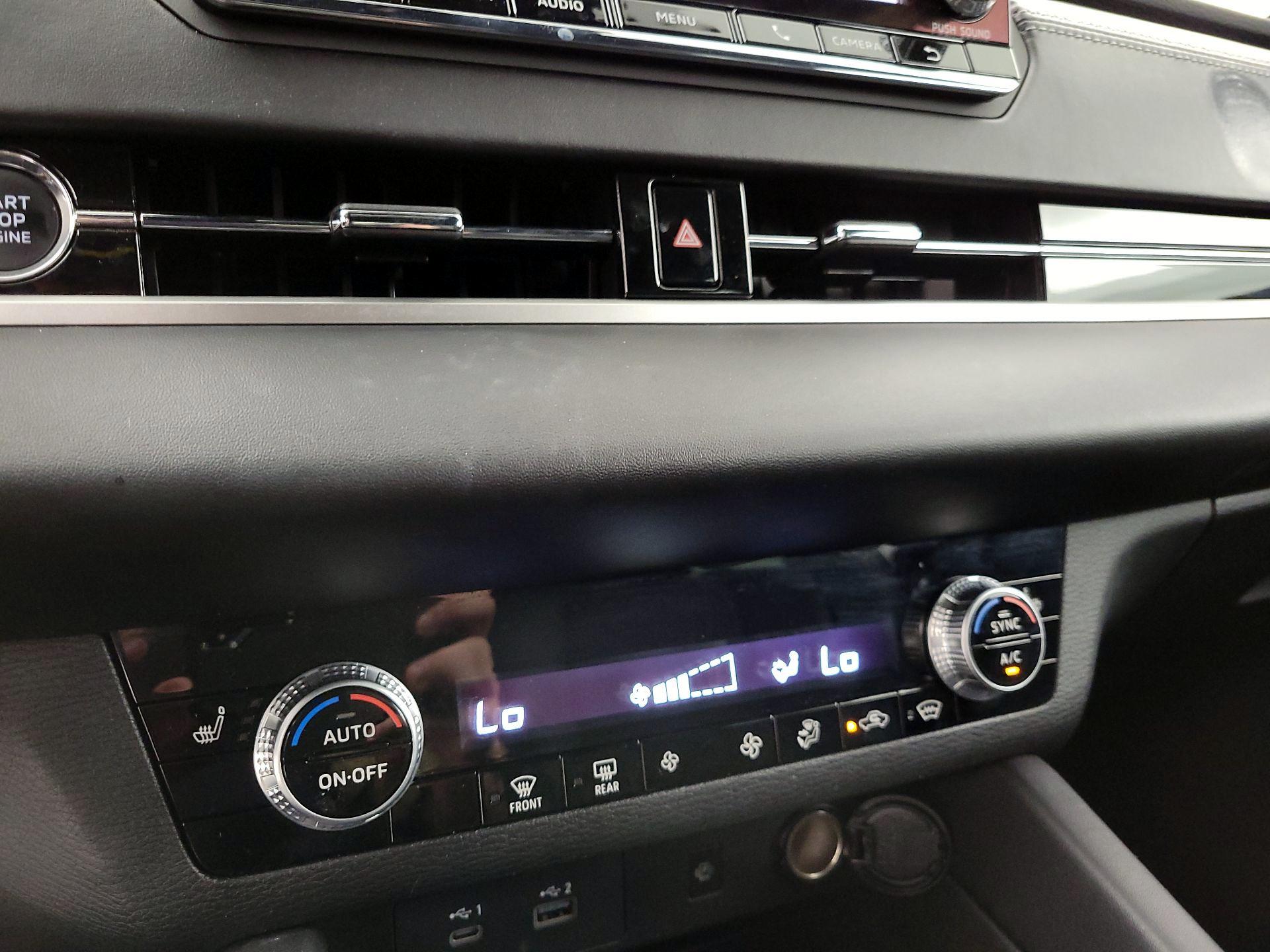 Thumbnail: 2022 Mitsubishi Outlander - 16