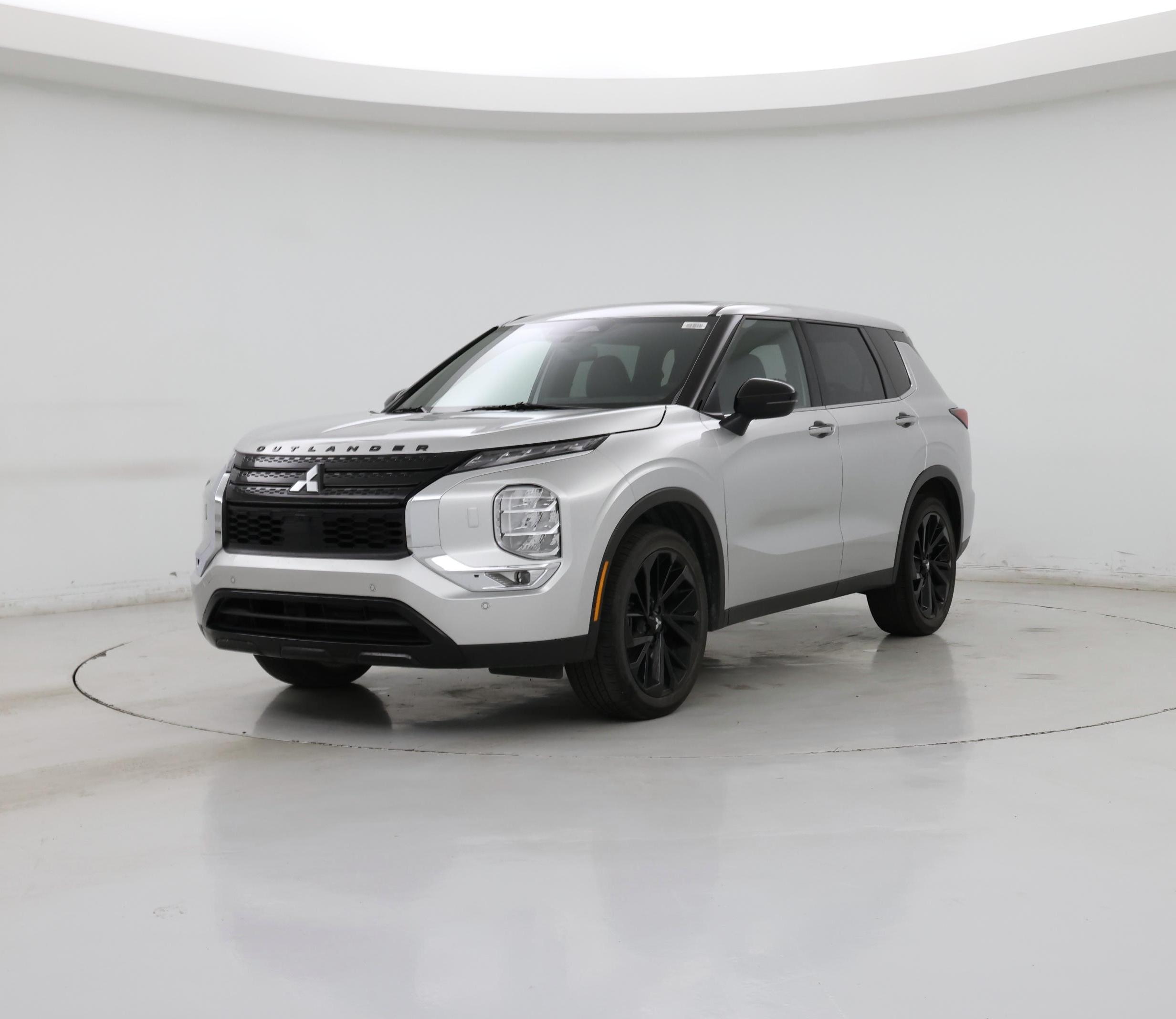 Thumbnail: 2022 Mitsubishi Outlander - 4