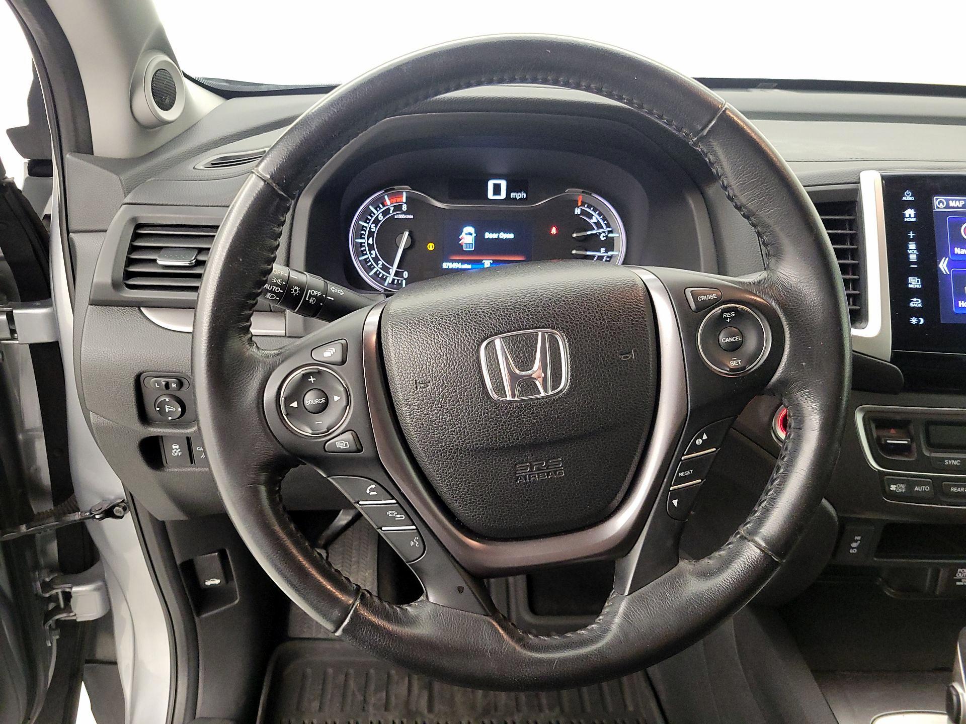 Thumbnail: 2017 Honda Ridgeline - 10
