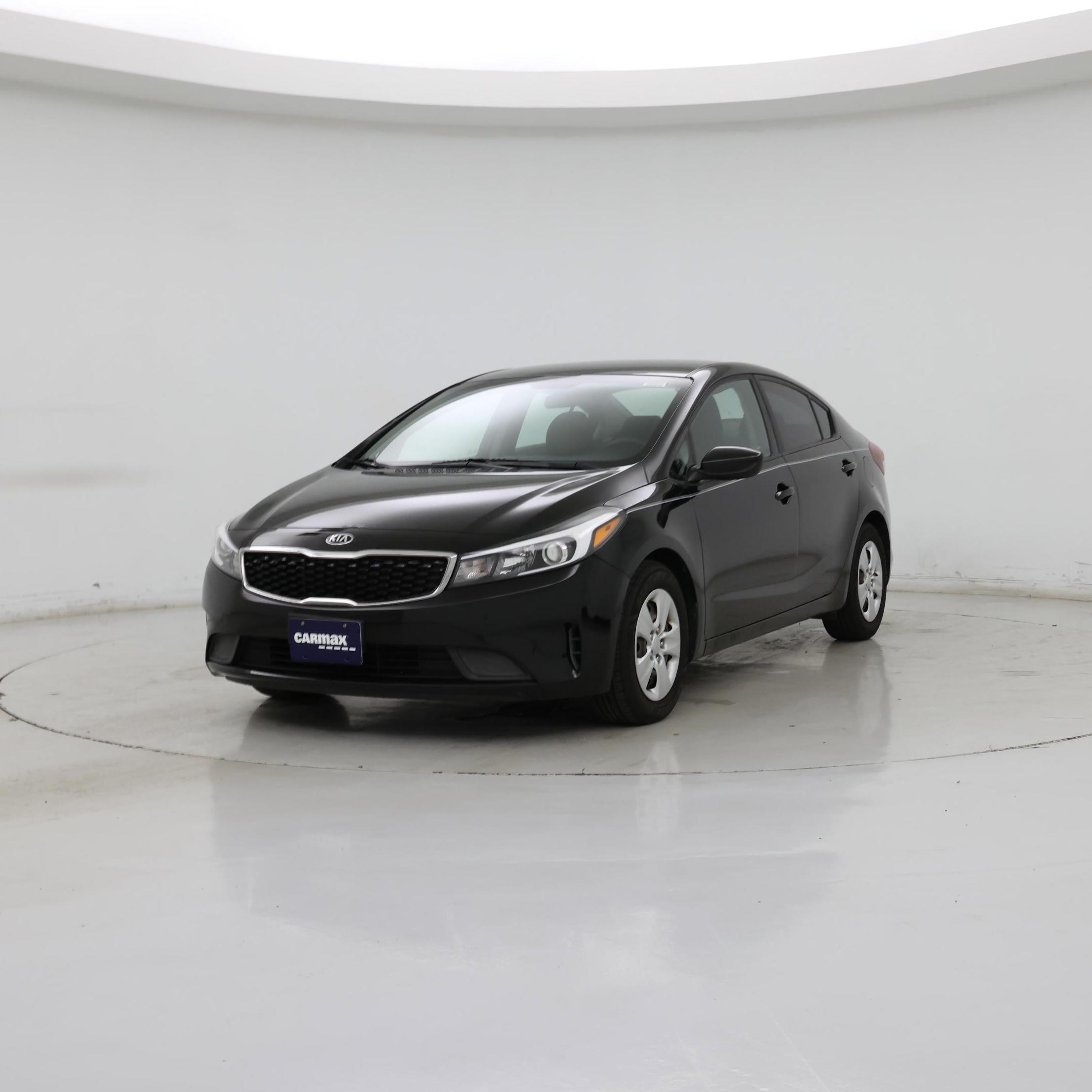 Thumbnail: 2017 Kia Forte - 4