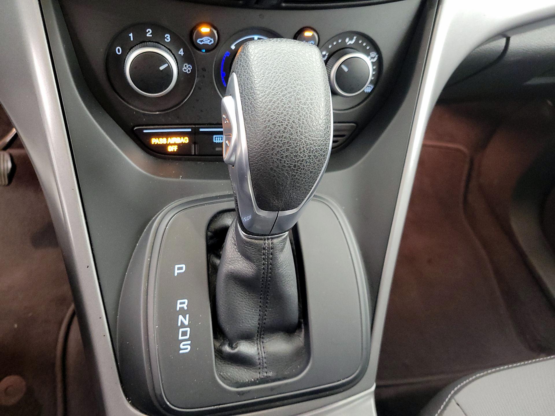 Thumbnail: 2016 Ford Escape - 17