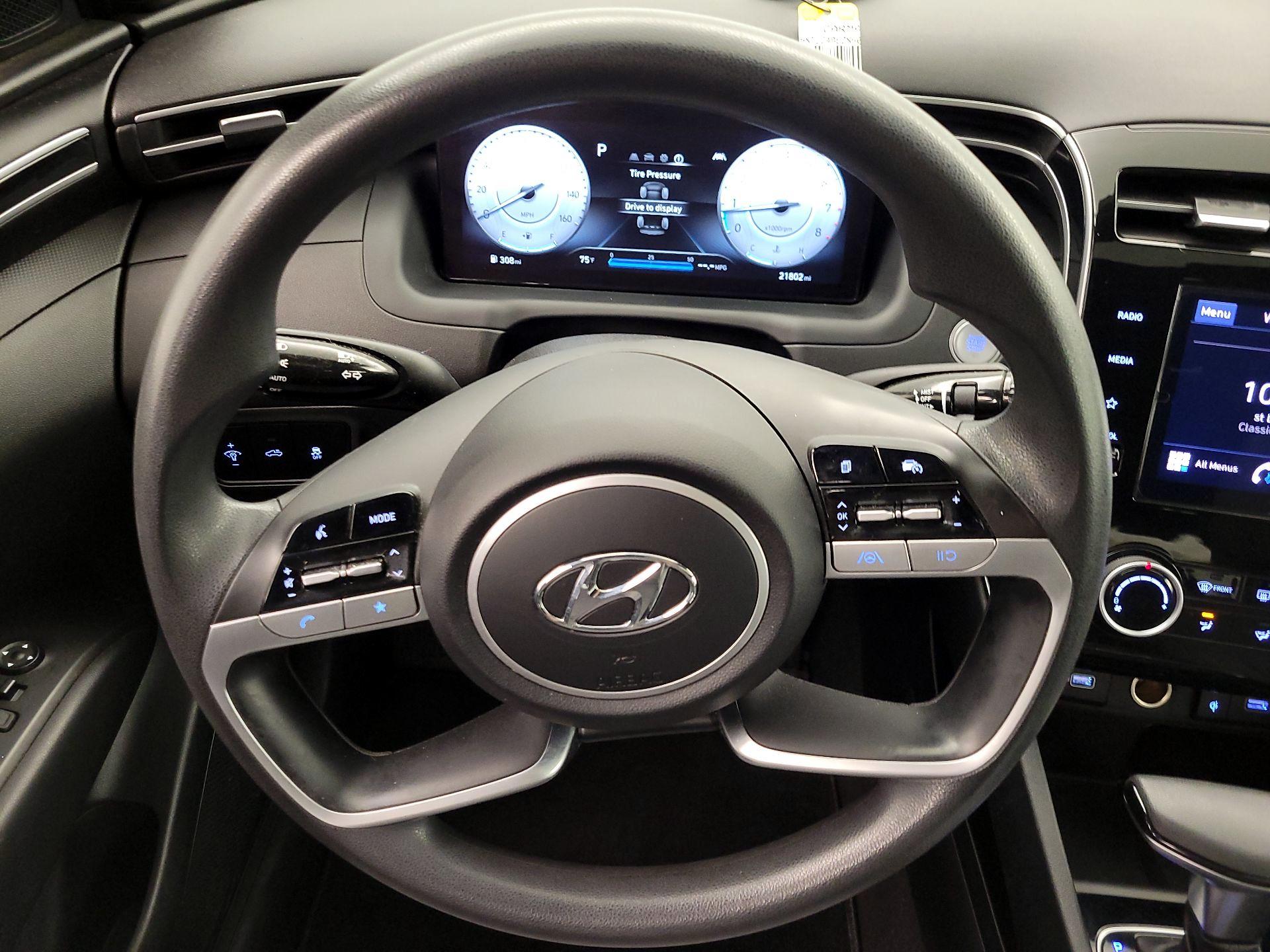 Thumbnail: 2022 Hyundai Santa Cruz - 10