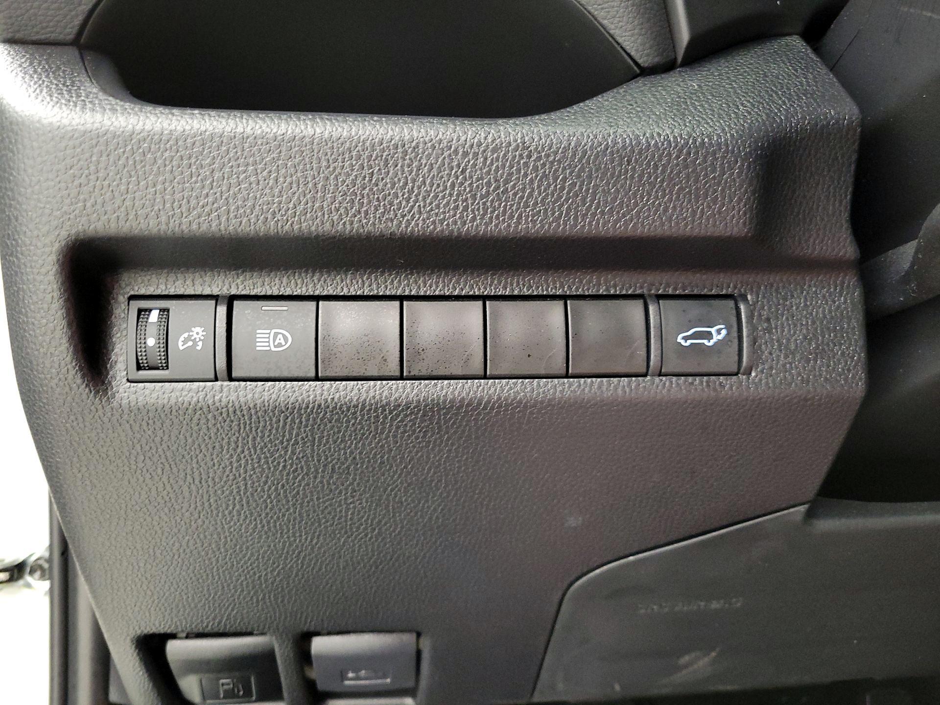 Thumbnail: 2024 Toyota RAV4 - 13