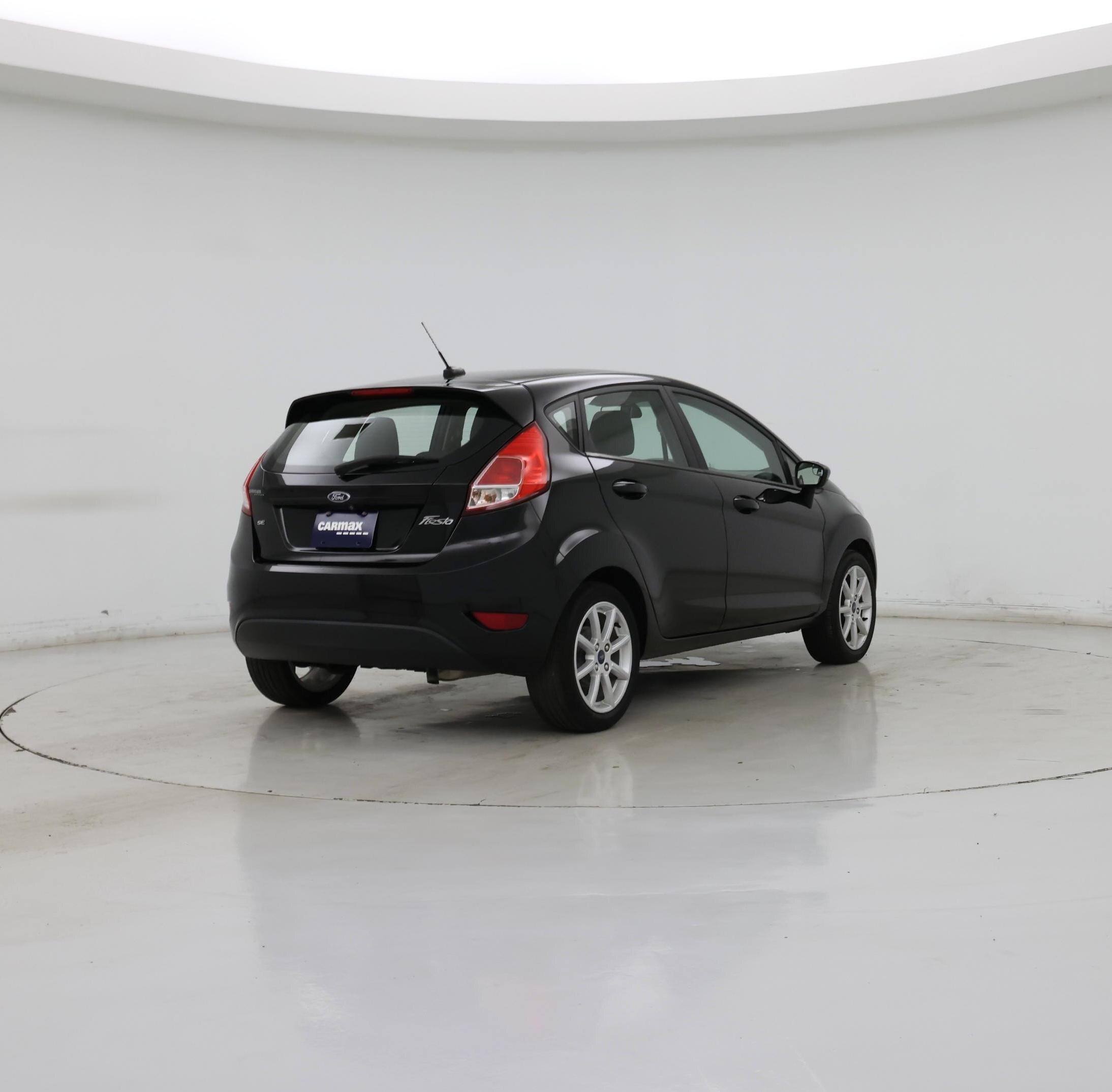 Thumbnail: 2019 Ford Fiesta - 8