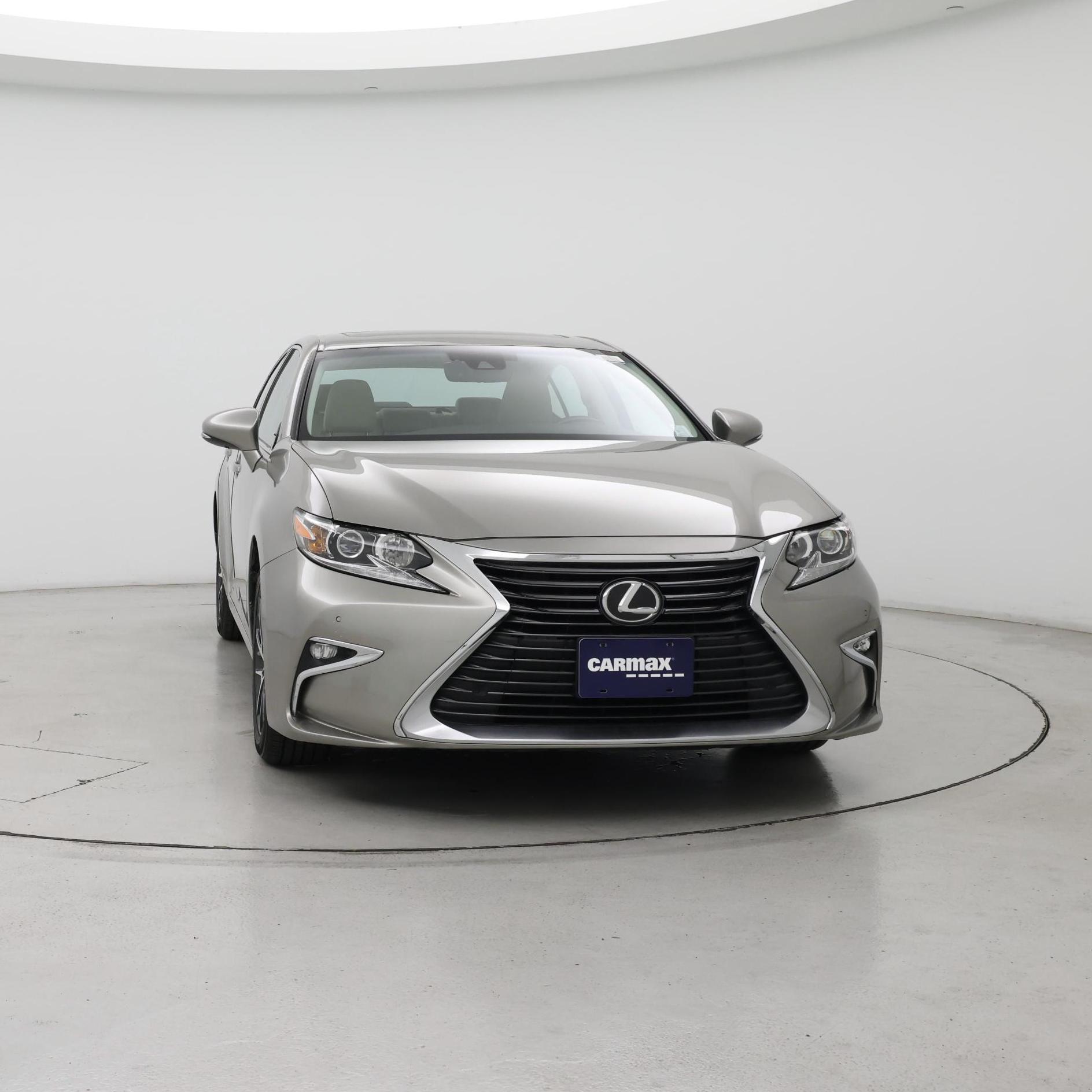 Thumbnail: 2017 Lexus ES - 5