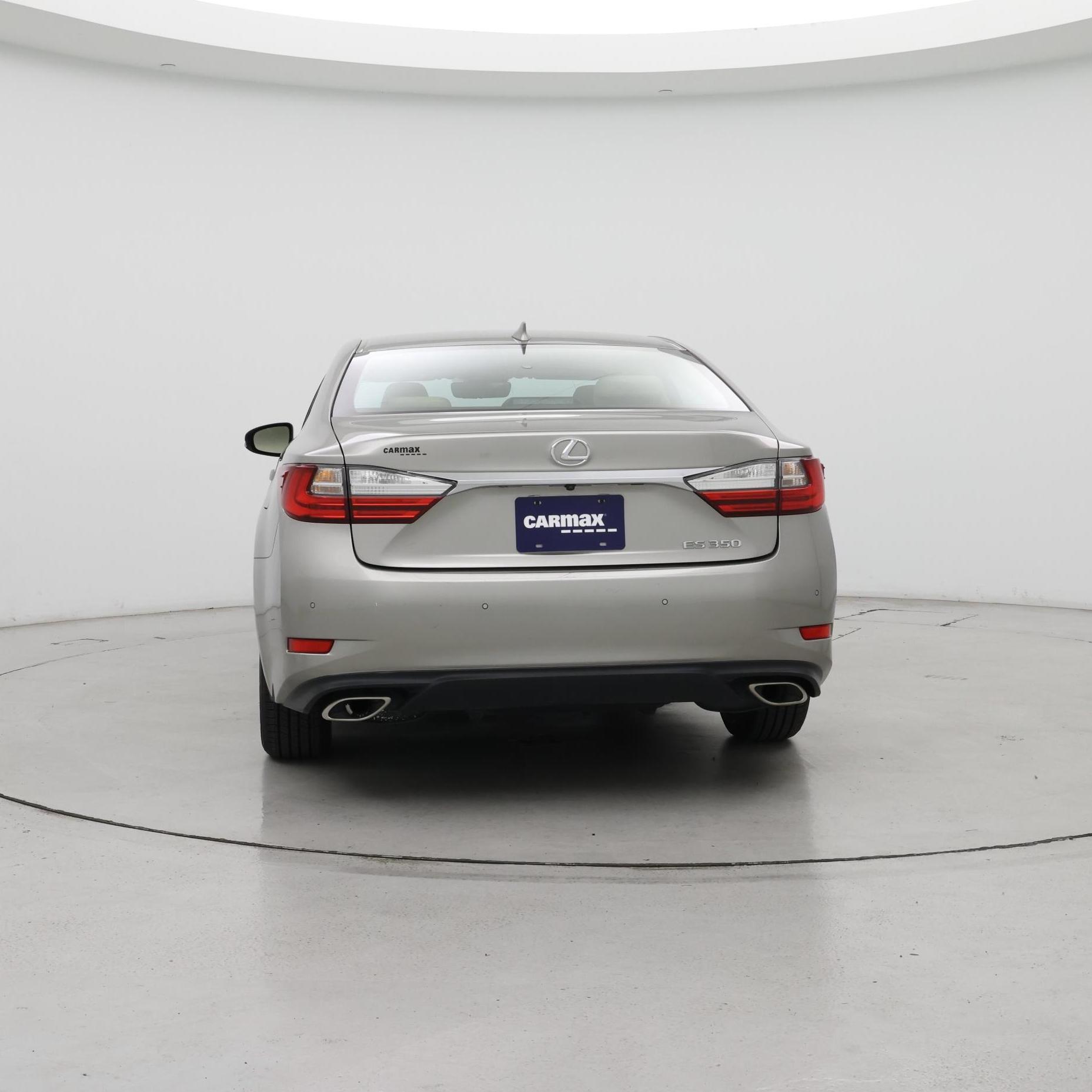 Thumbnail: 2017 Lexus ES - 6